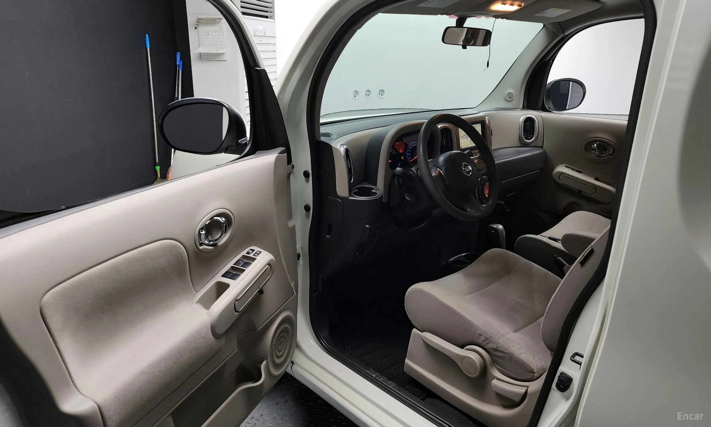 Nissan Cube превью 10
