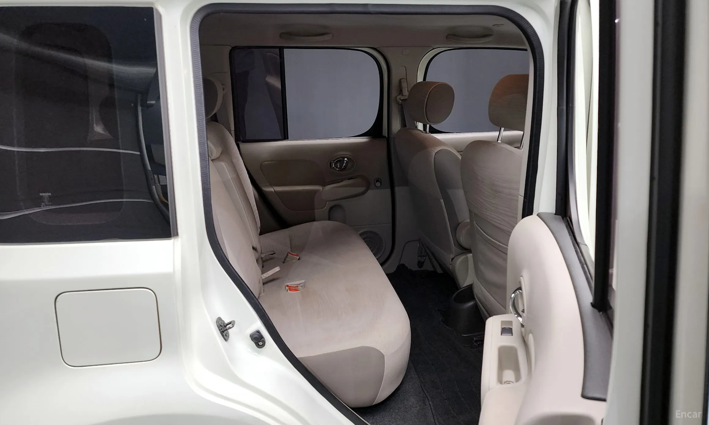 Nissan Cube превью 12