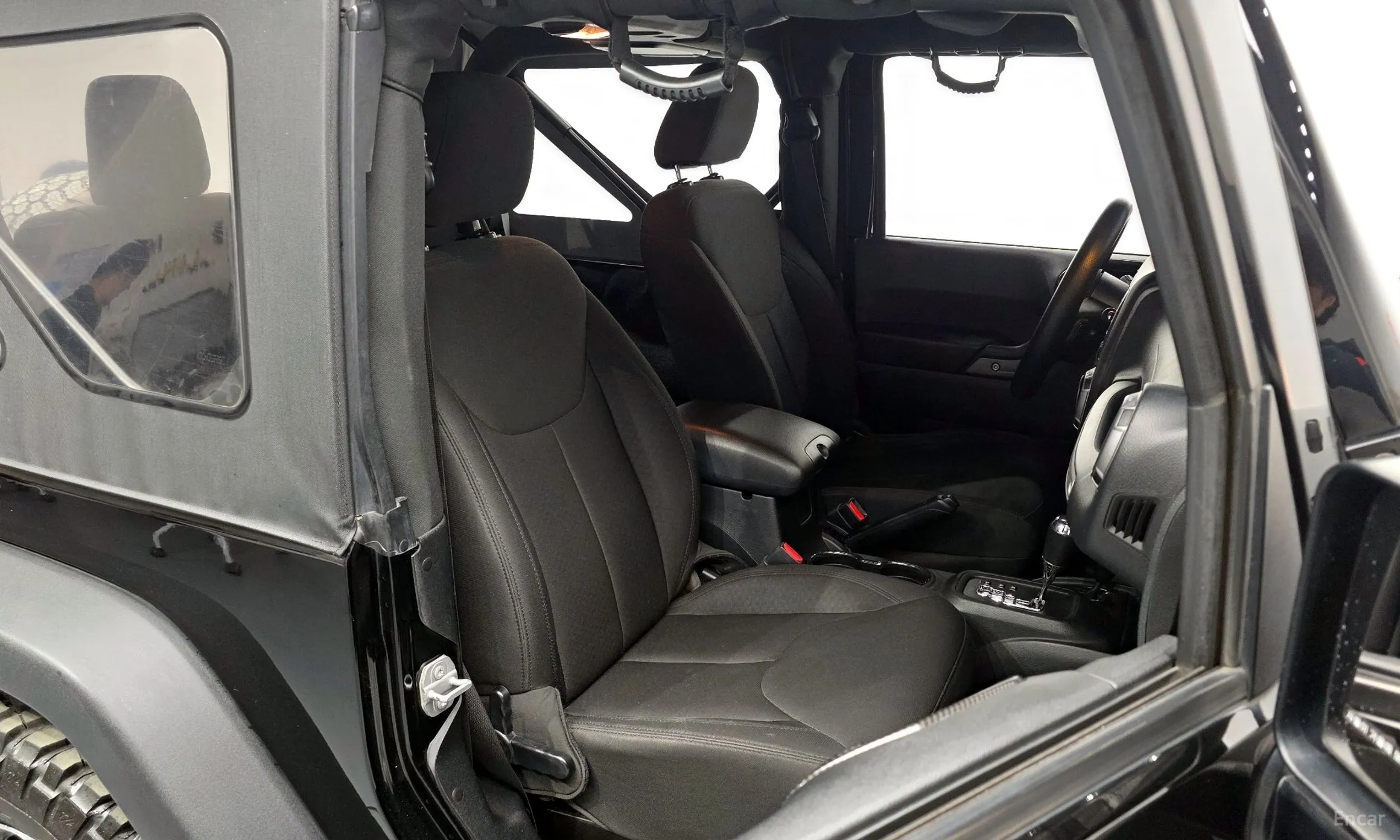 Jeep Wrangler (JK) превью 10