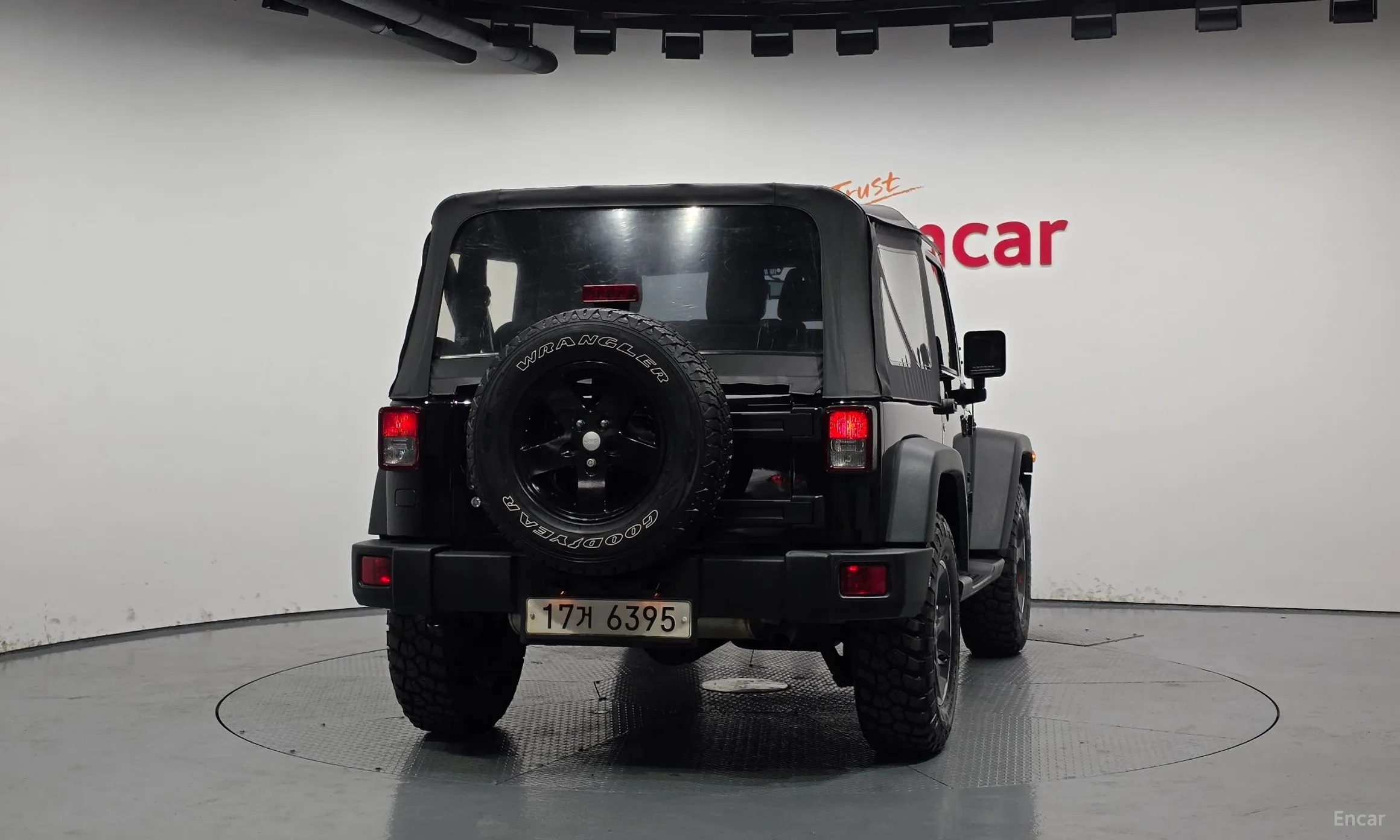Jeep Wrangler (JK) превью 4