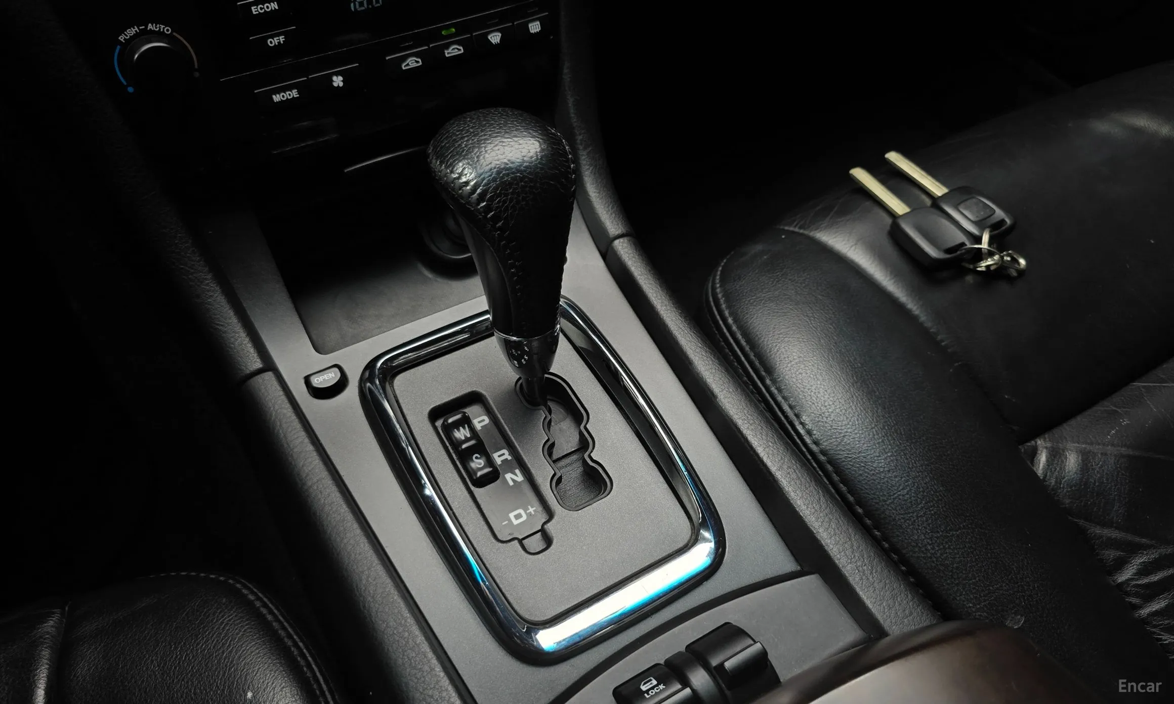 KG Mobility (SsangYong) Chairman H превью 9