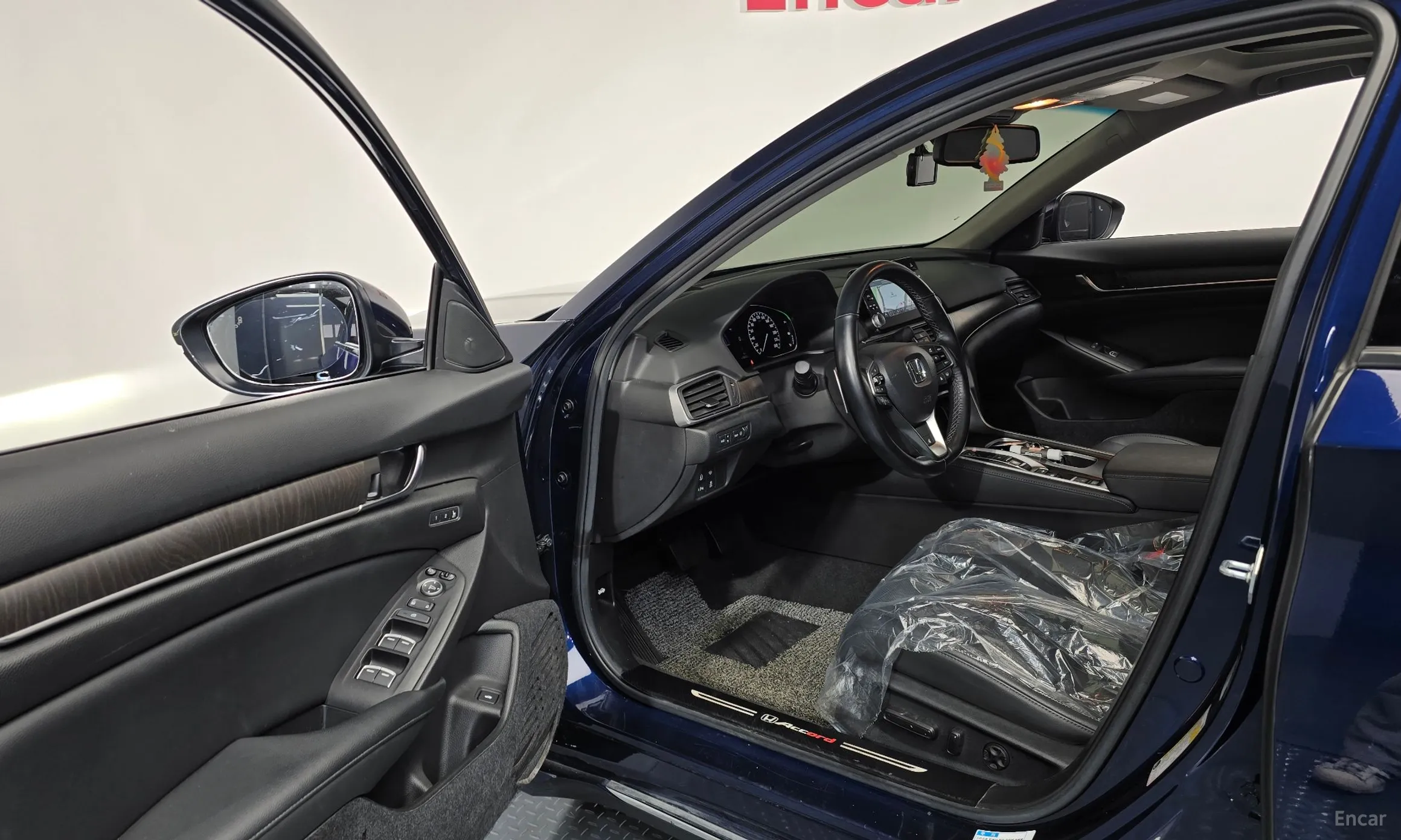 Honda Accord 10th Generation превью 10