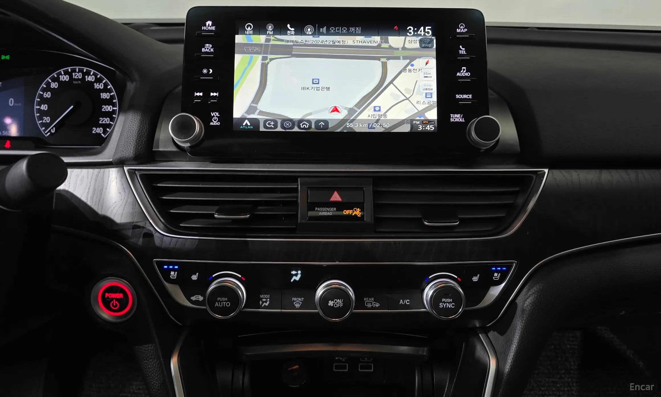 Honda Accord 10th Generation превью 14