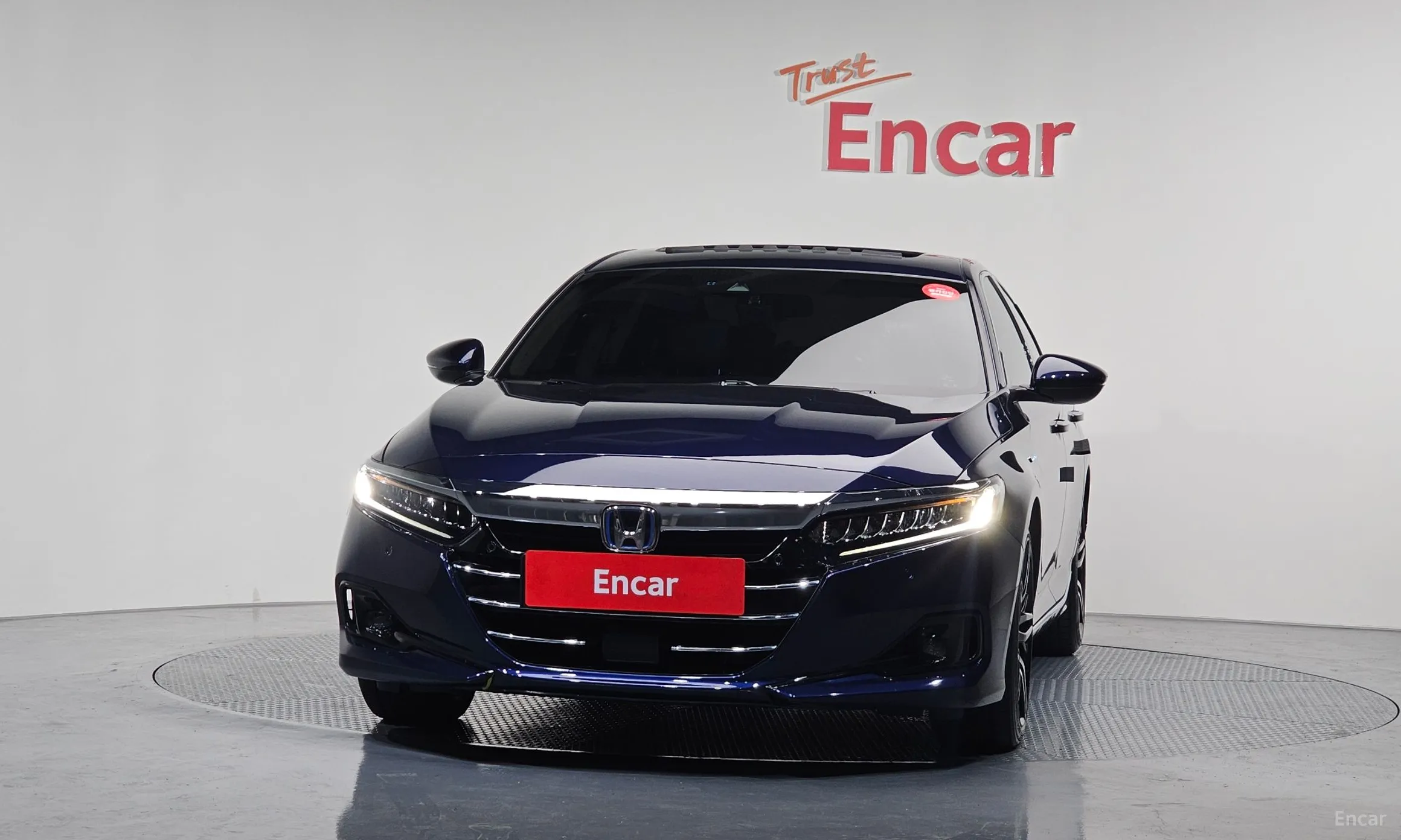 Honda Accord 10th Generation превью 3