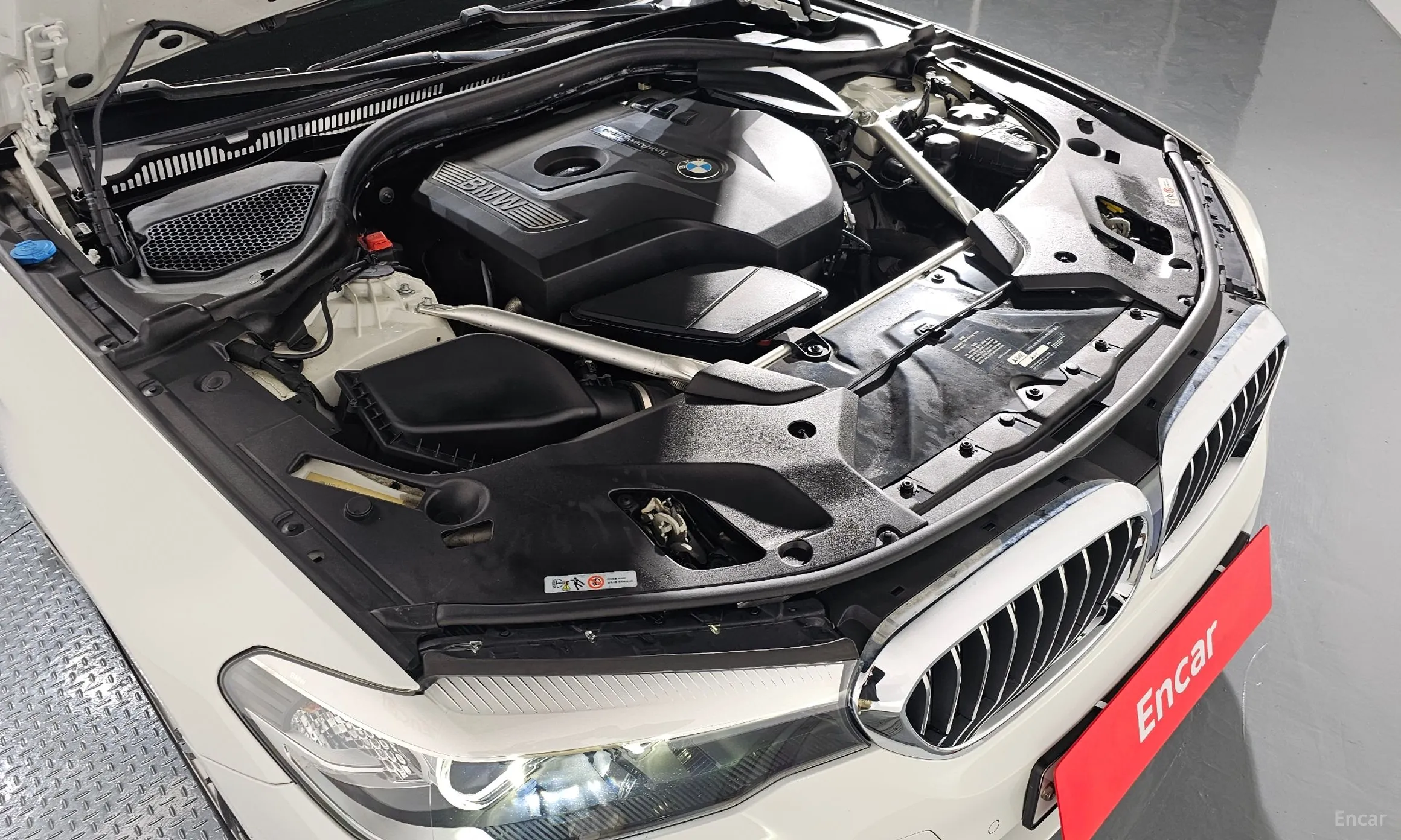 BMW 5 Series (G30) превью 6