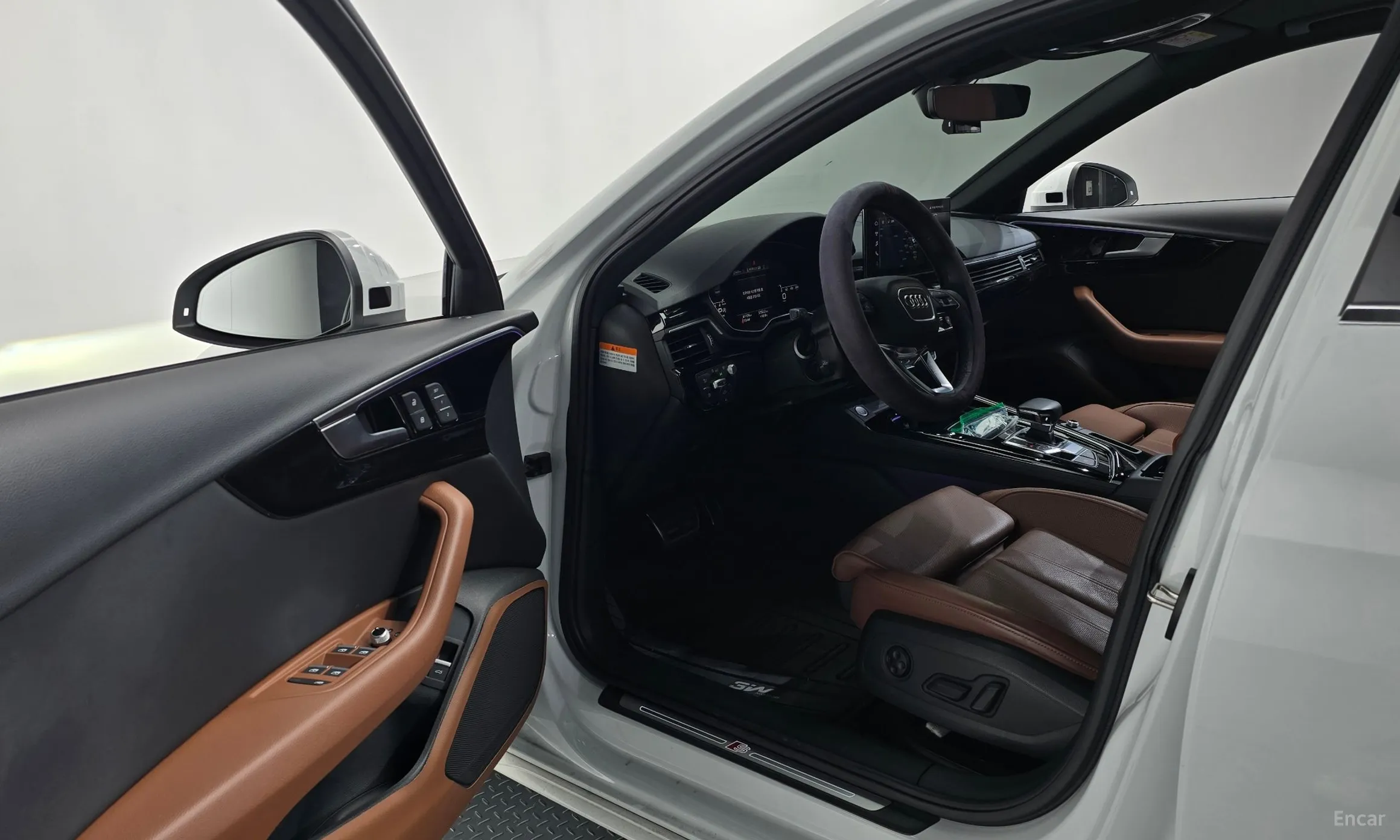 Audi A4 (B9) превью 10