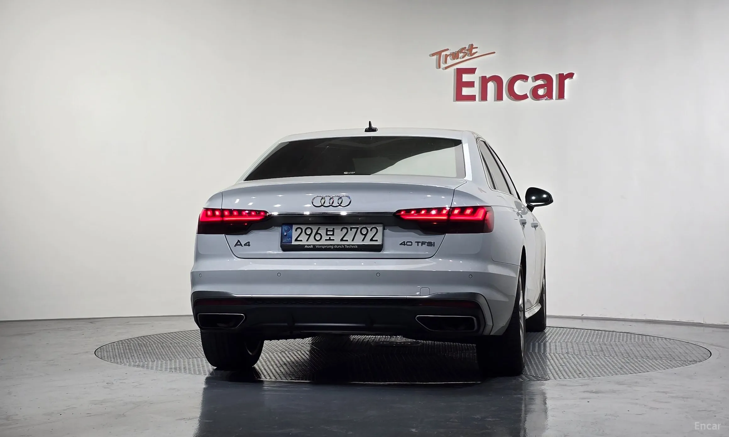 Audi A4 (B9) превью 4