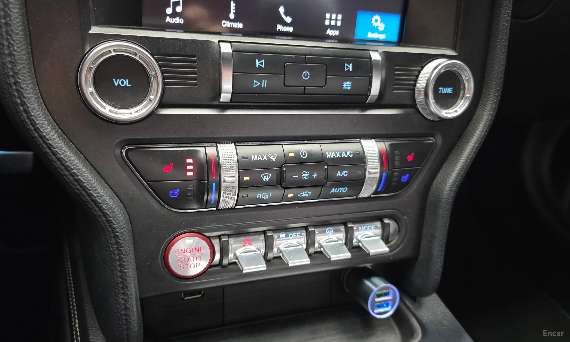 Ford Mustang превью 17