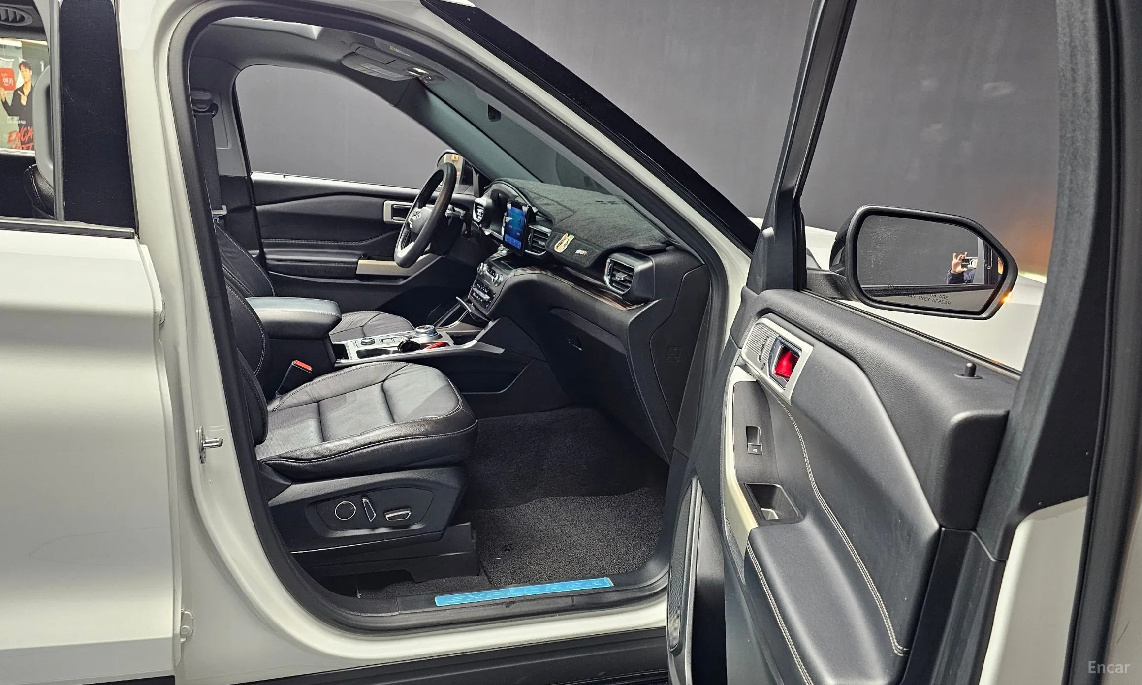 Ford Explorer 6th Generation превью 11