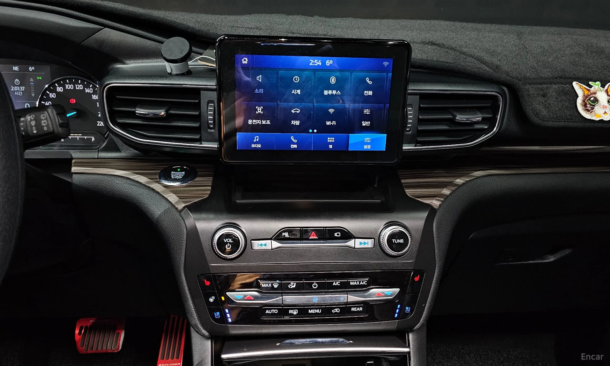 Ford Explorer 6th Generation превью 14