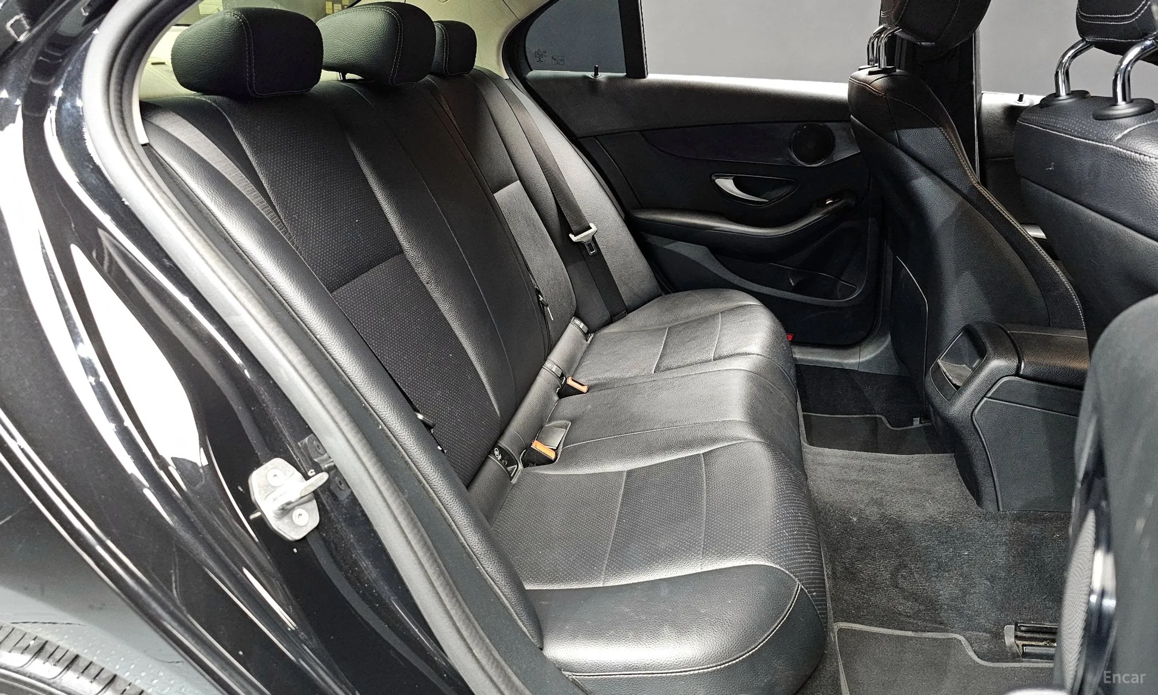 Mercedes Benz C-Class W205 превью 12