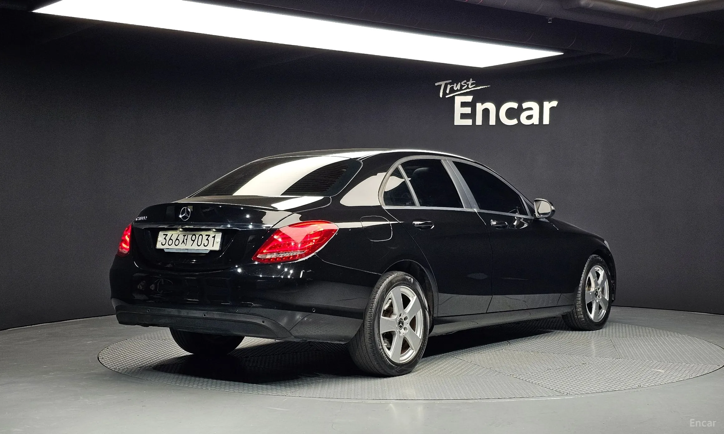 Mercedes Benz C-Class W205