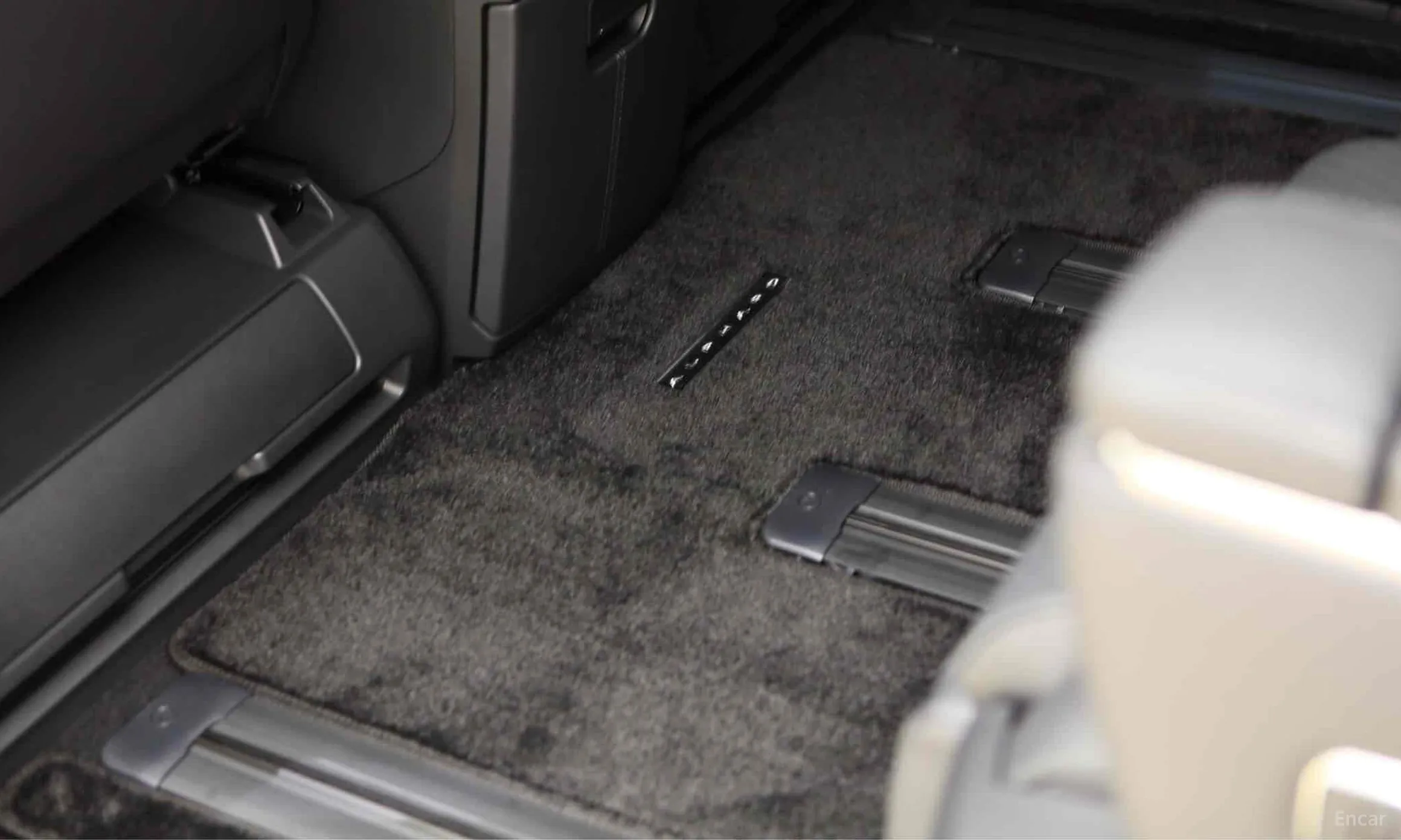 Toyota Alphard 4th Generation превью 8