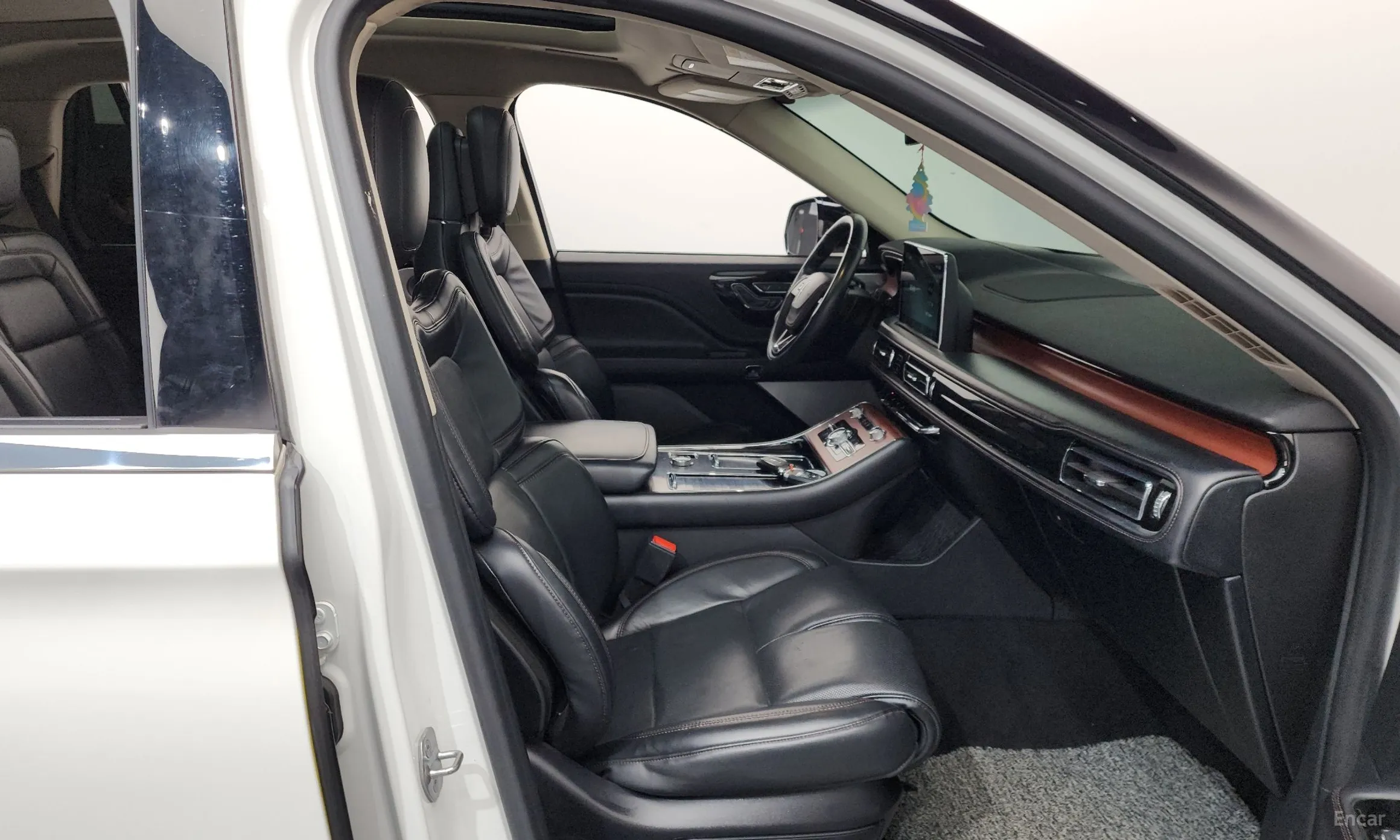 Lincoln Aviator 2nd Generation превью 11