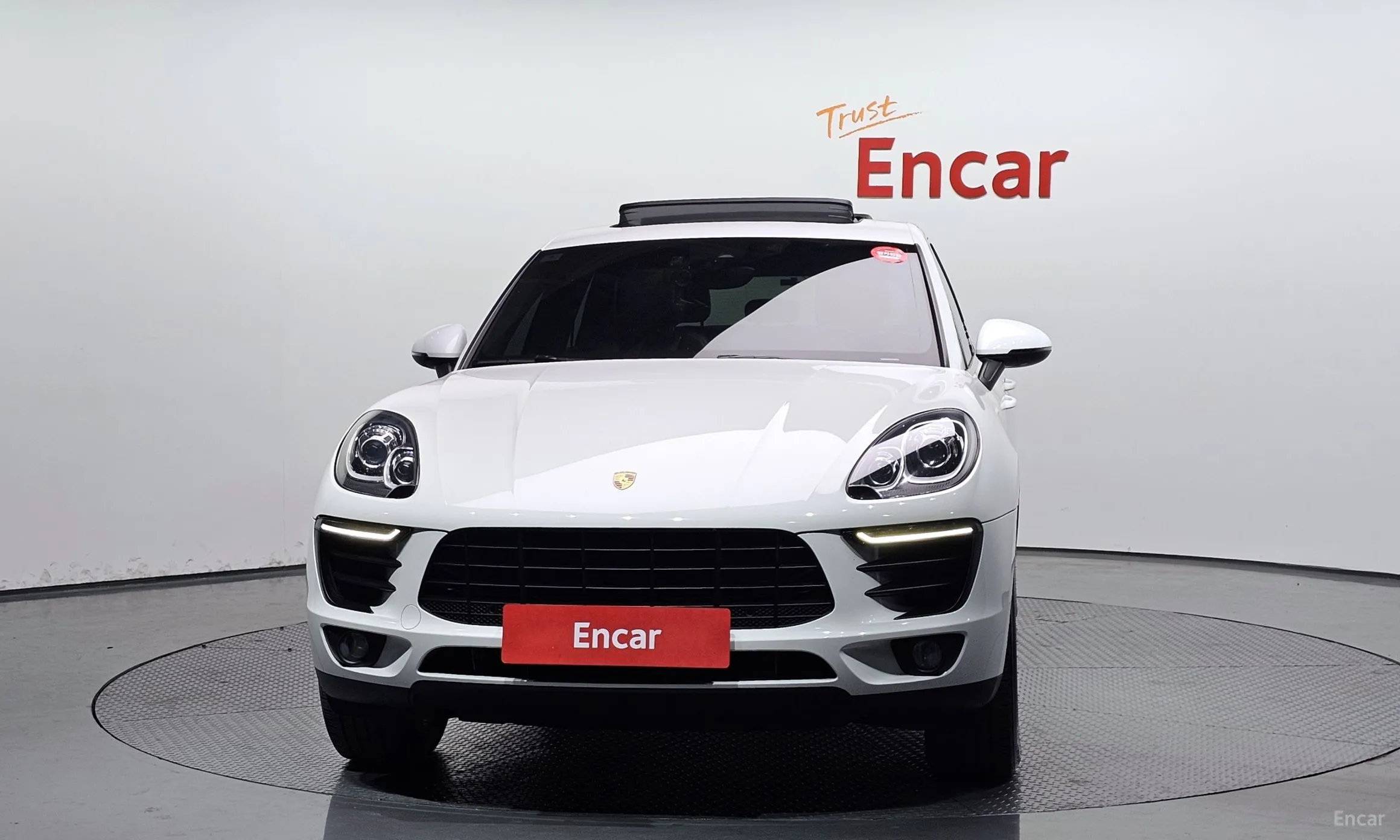 Porsche Macan превью 3