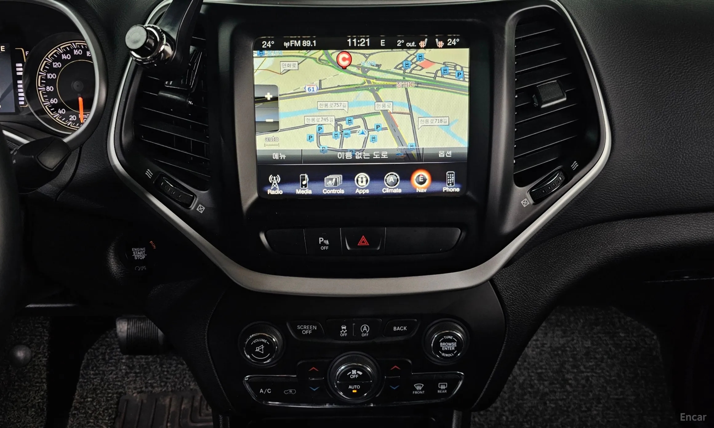 Jeep Cherokee (KL) превью 14