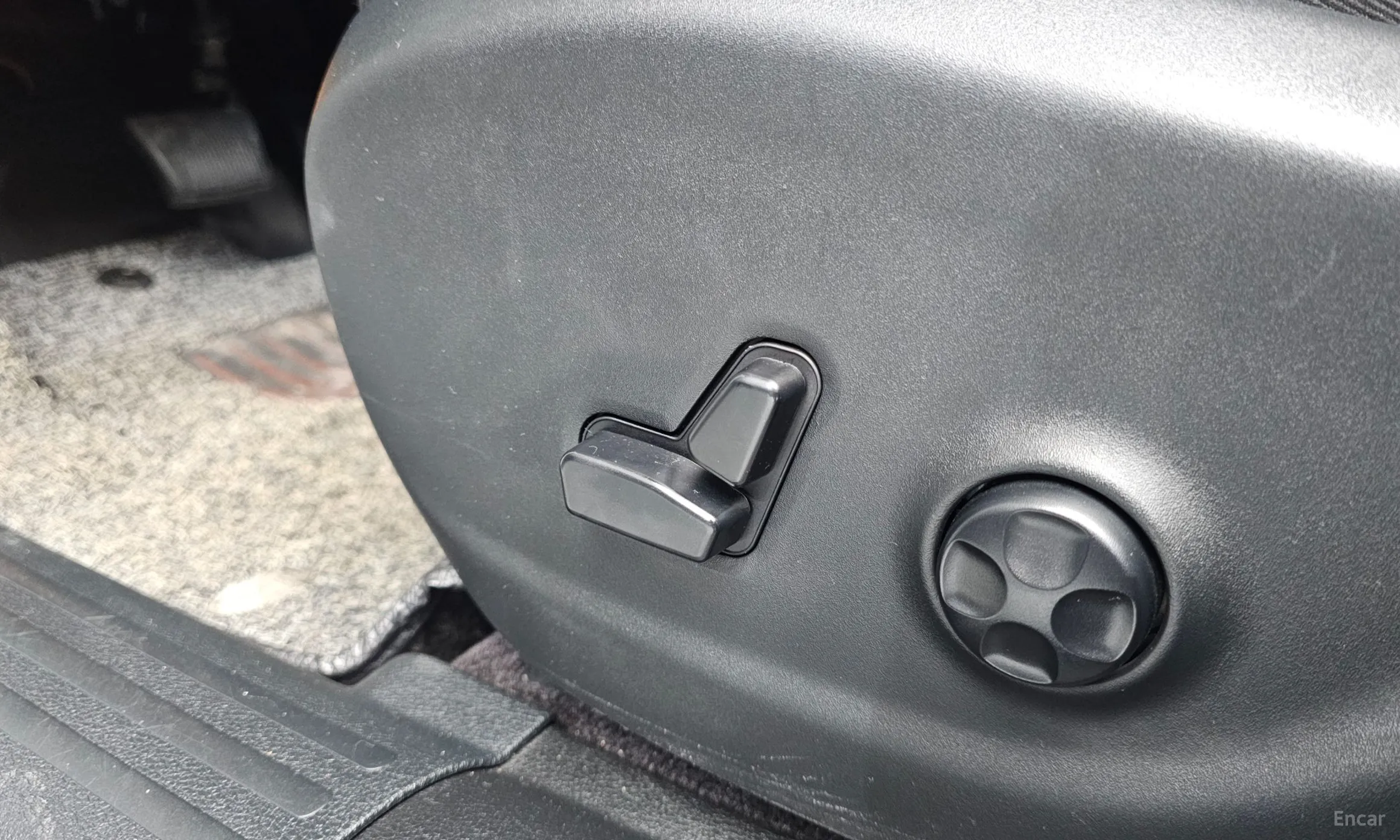 Jeep Cherokee (KL) превью 18