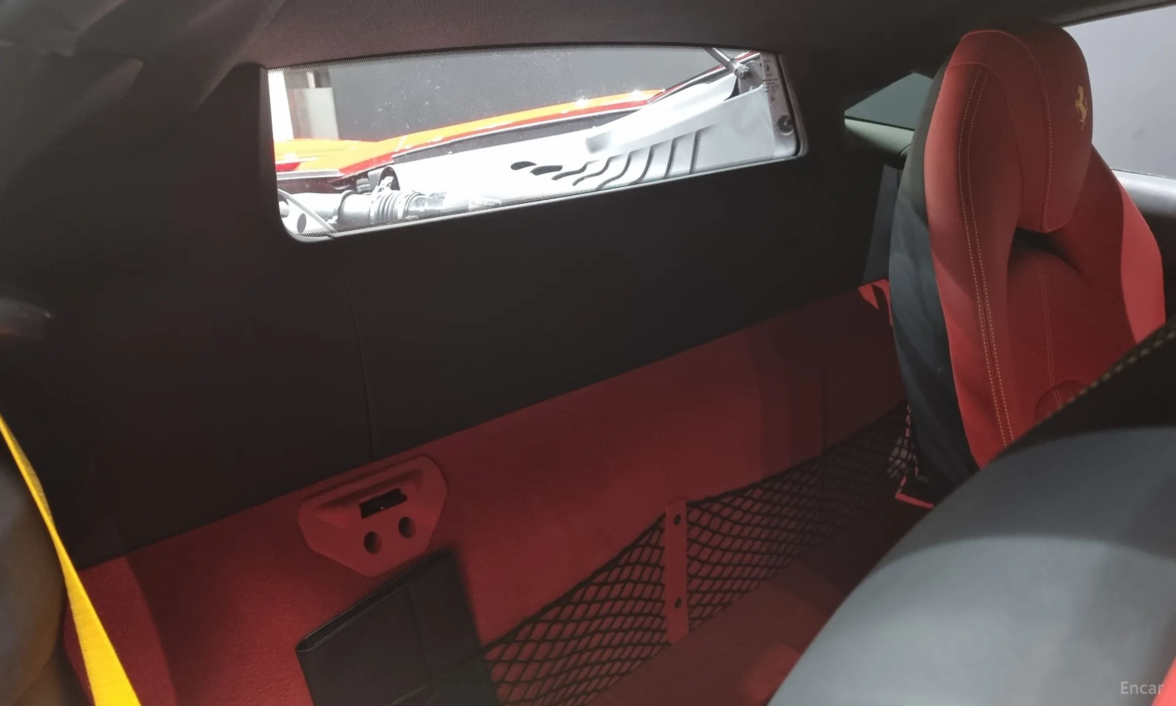 Ferrari F8 Tributo превью 12