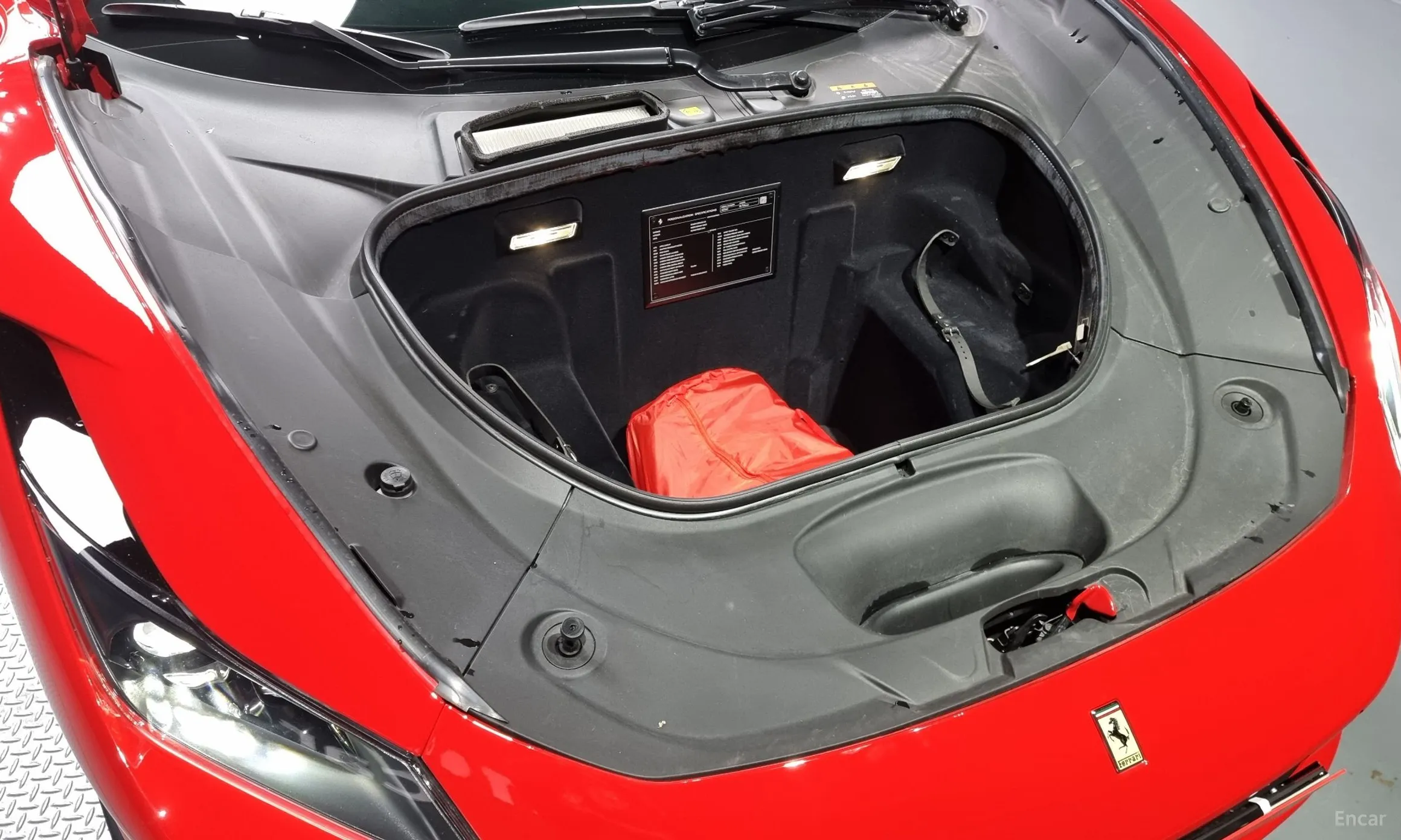 Ferrari F8 Tributo превью 6