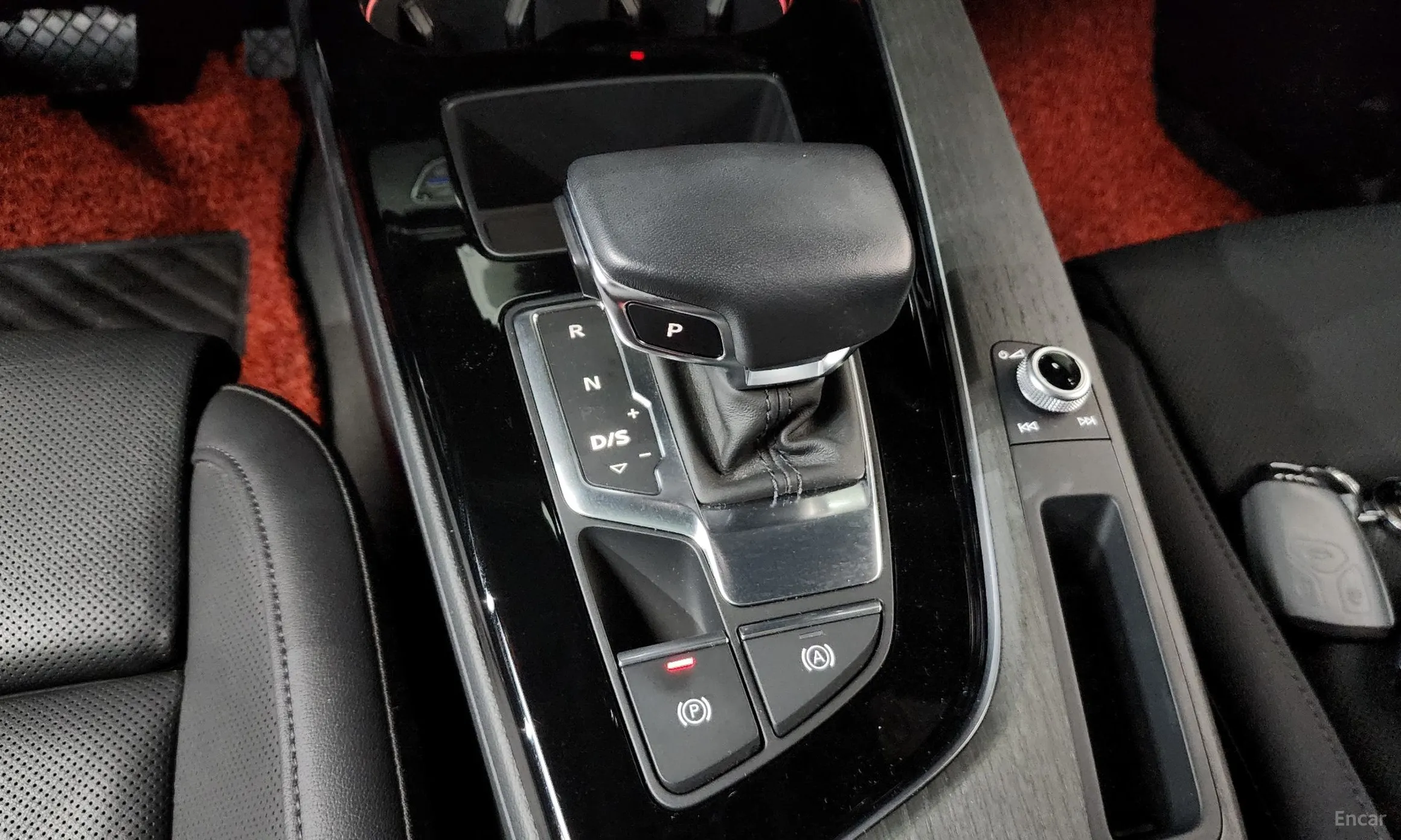 Audi A4 (B9) превью 9
