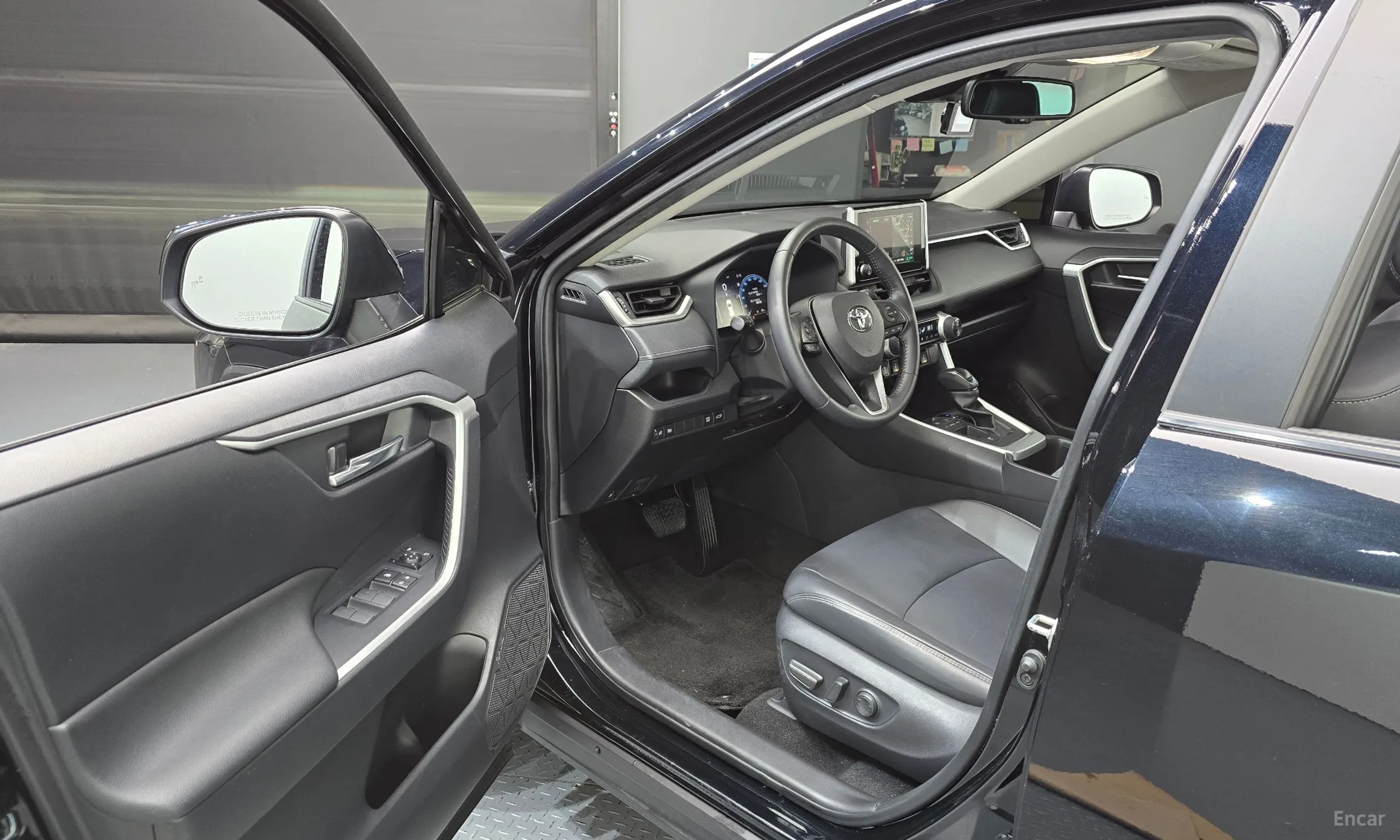 Toyota RAV4 5th Generation превью 10