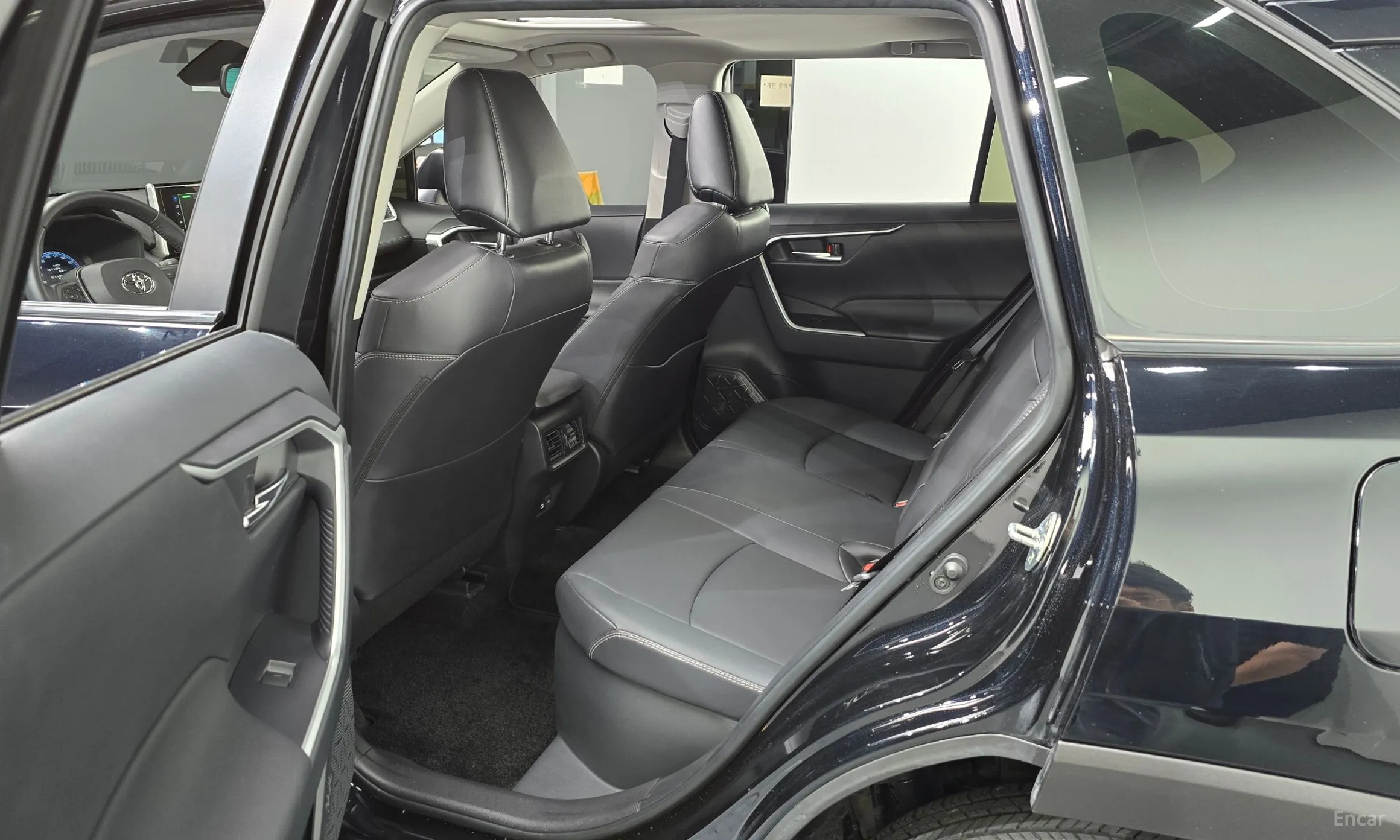 Toyota RAV4 5th Generation превью 11