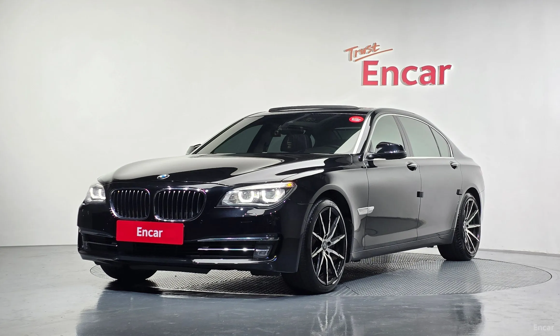 BMW 7 Series (F01)