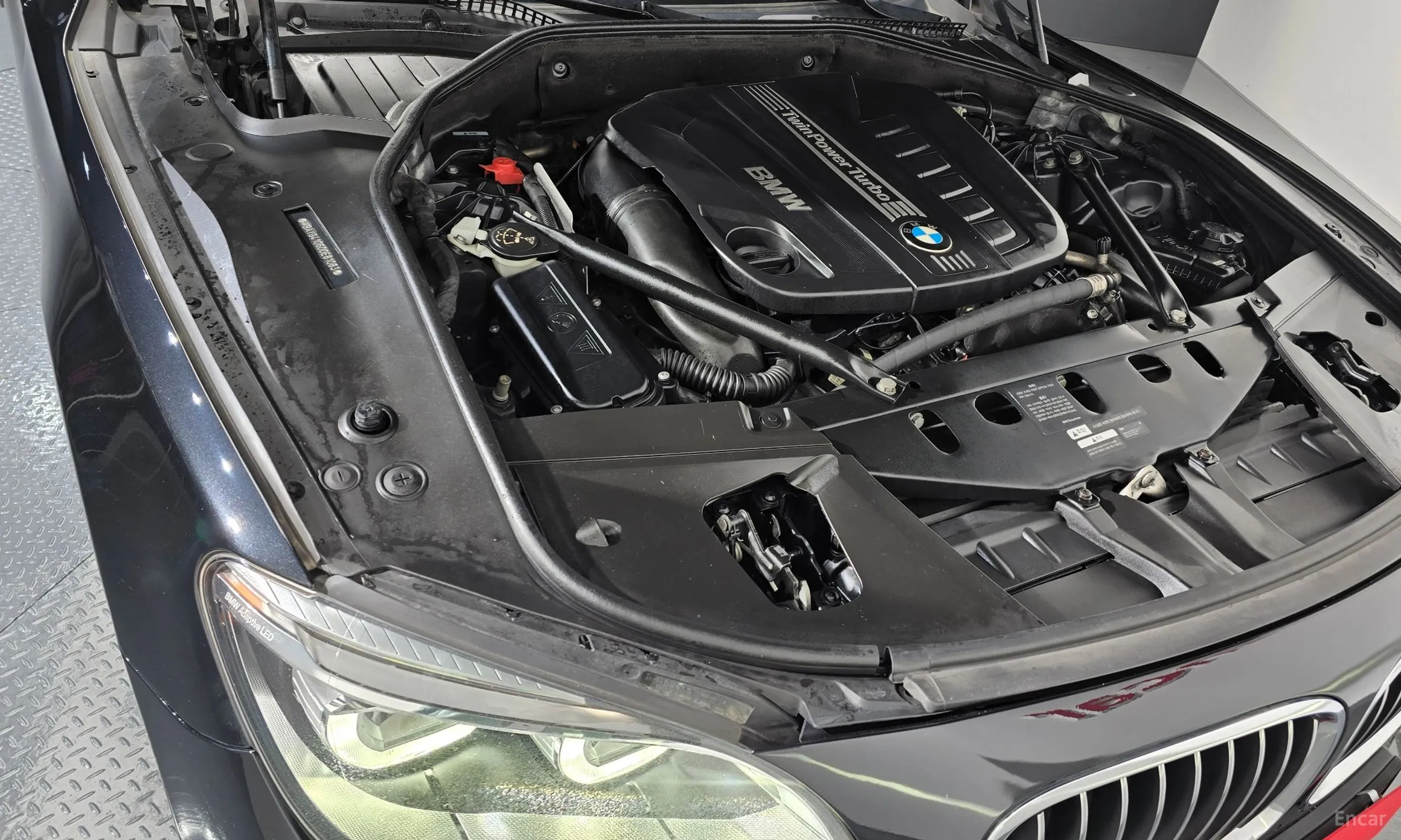 BMW 7 Series (F01) превью 6