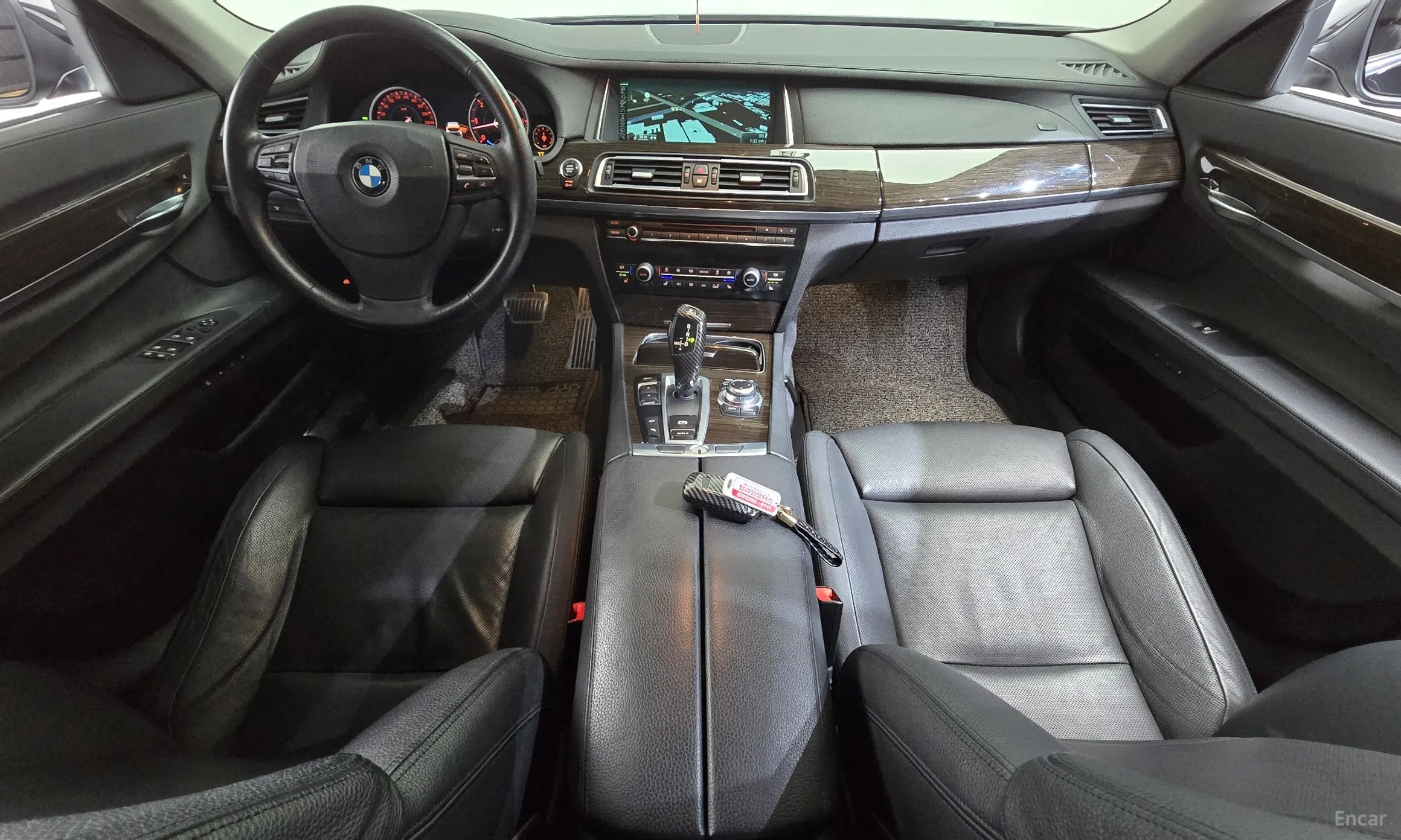 BMW 7 Series (F01) превью 7