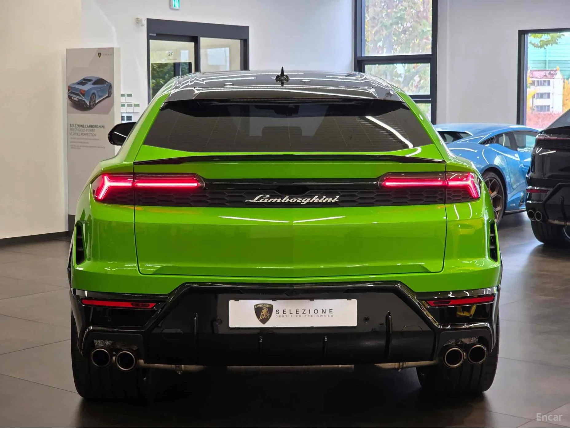 Lamborghini Urus превью 3