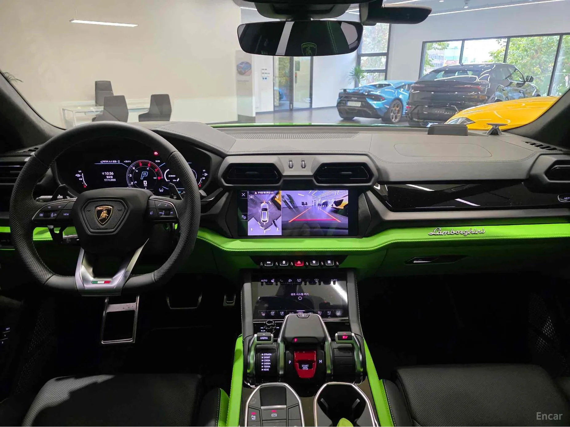 Lamborghini Urus превью 4