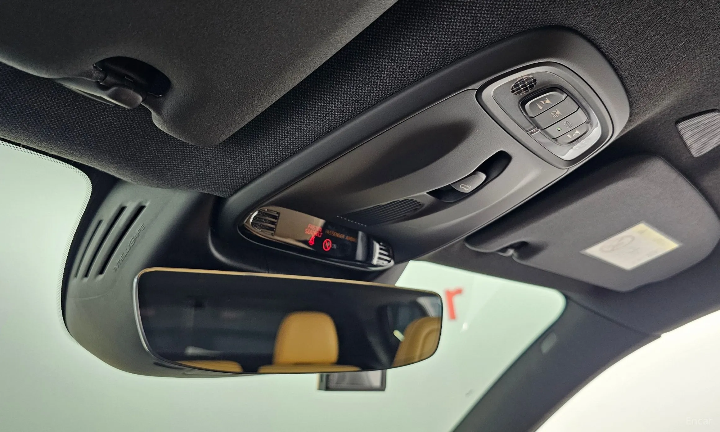 Volvo XC40 превью 18