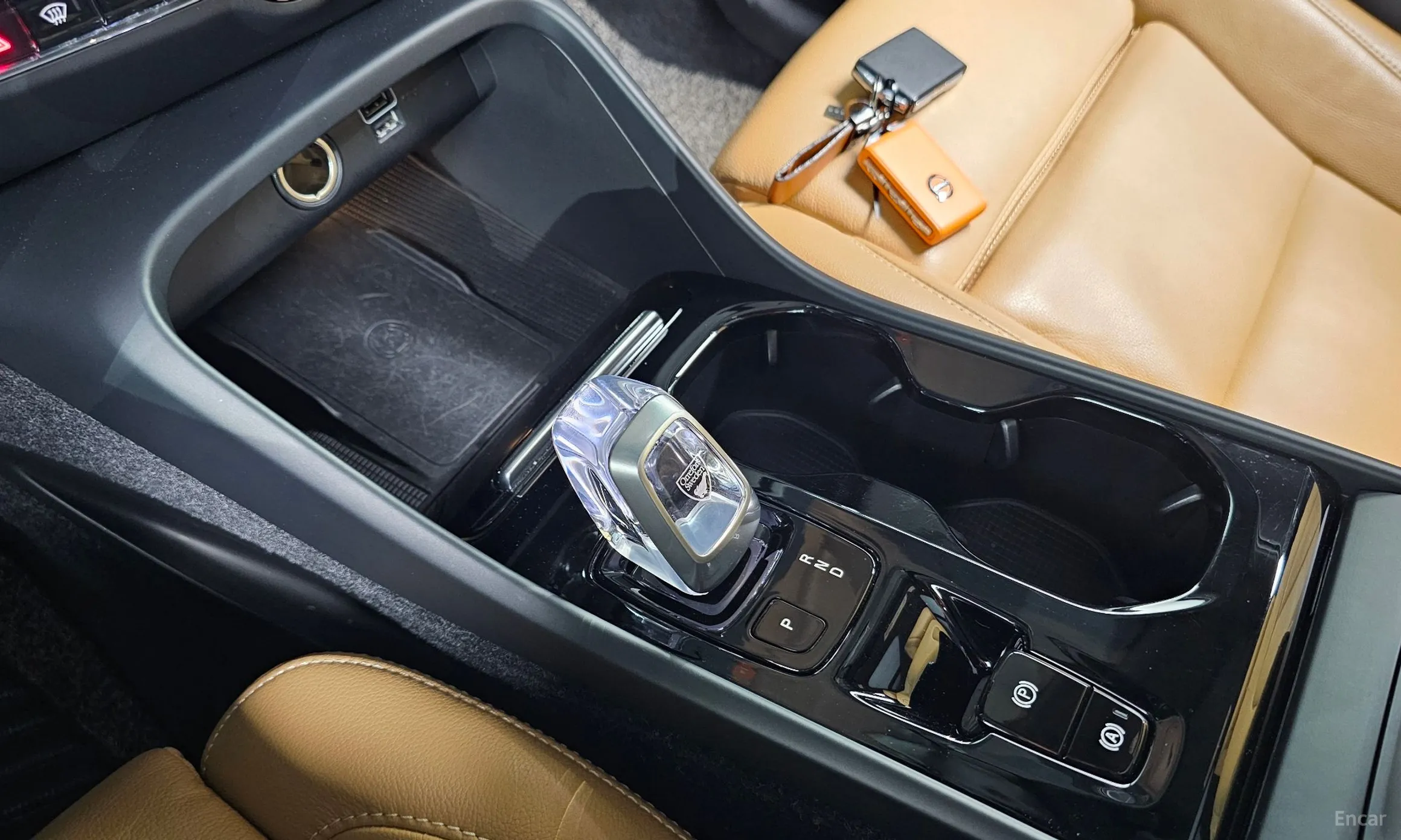 Volvo XC40 превью 9