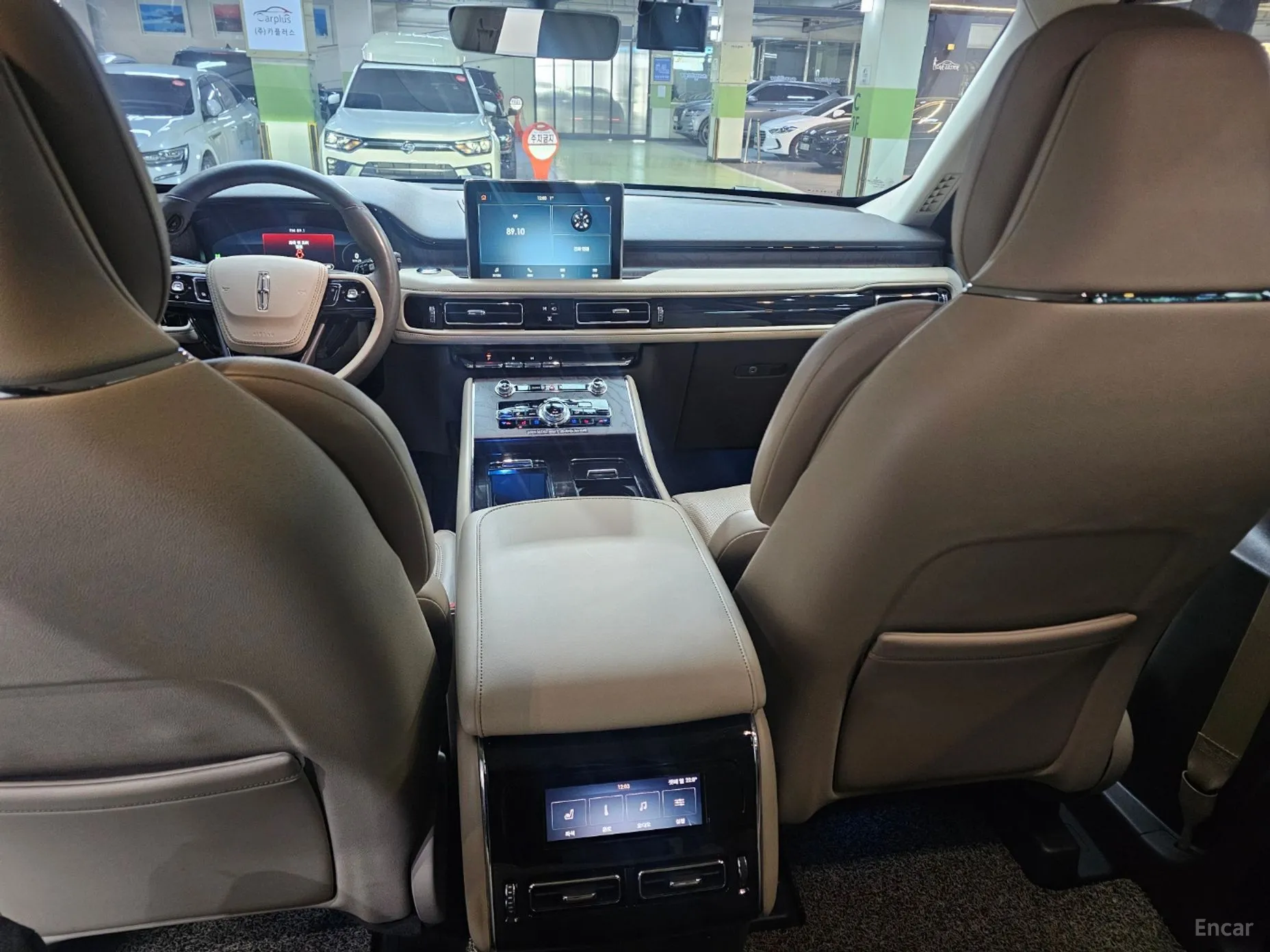 Lincoln Aviator 2nd Generation превью 13