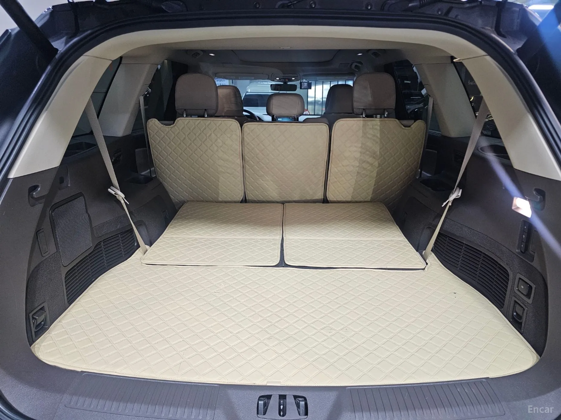 Lincoln Aviator 2nd Generation превью 18
