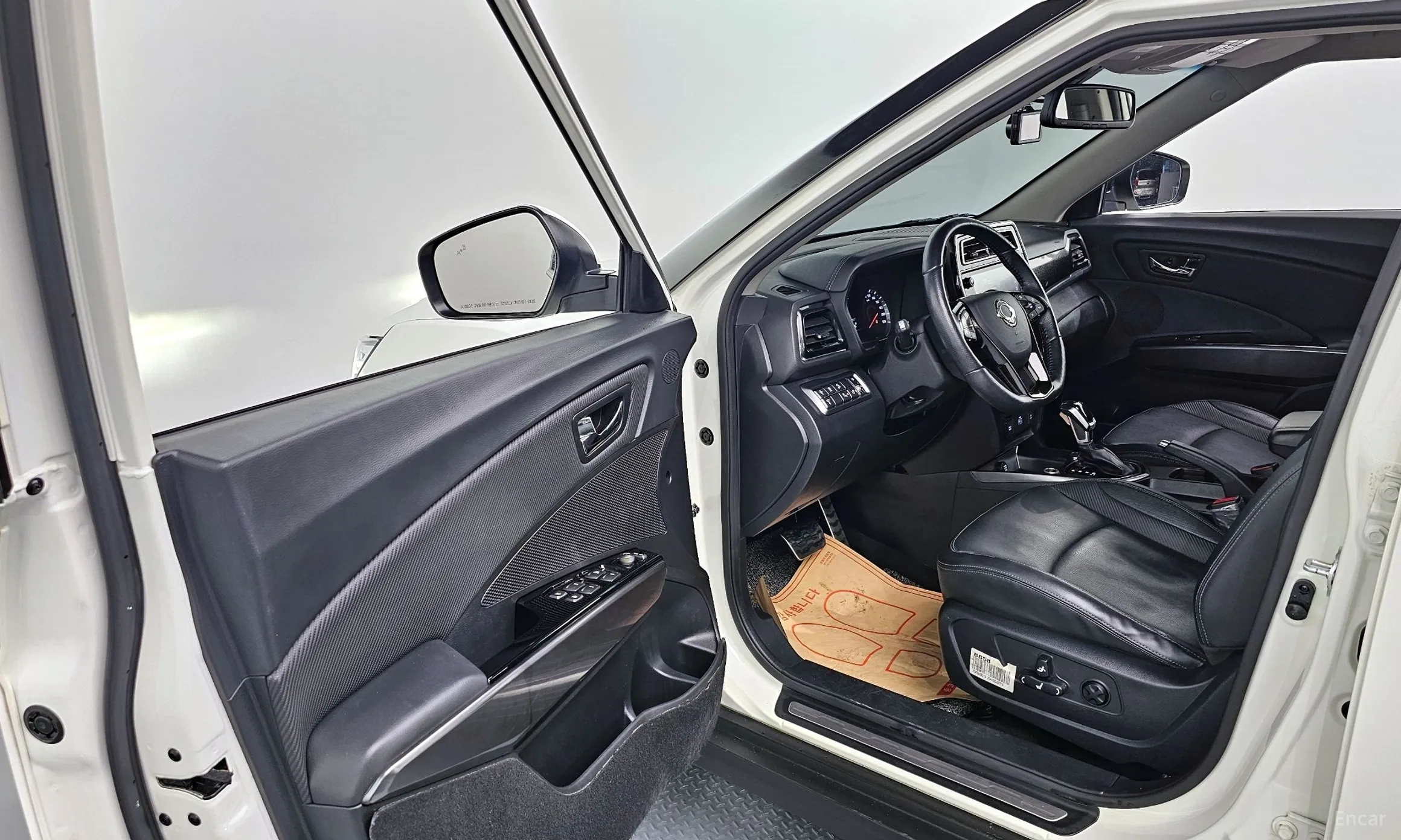 KG Mobility (SsangYong) Berry New Tivoli превью 10