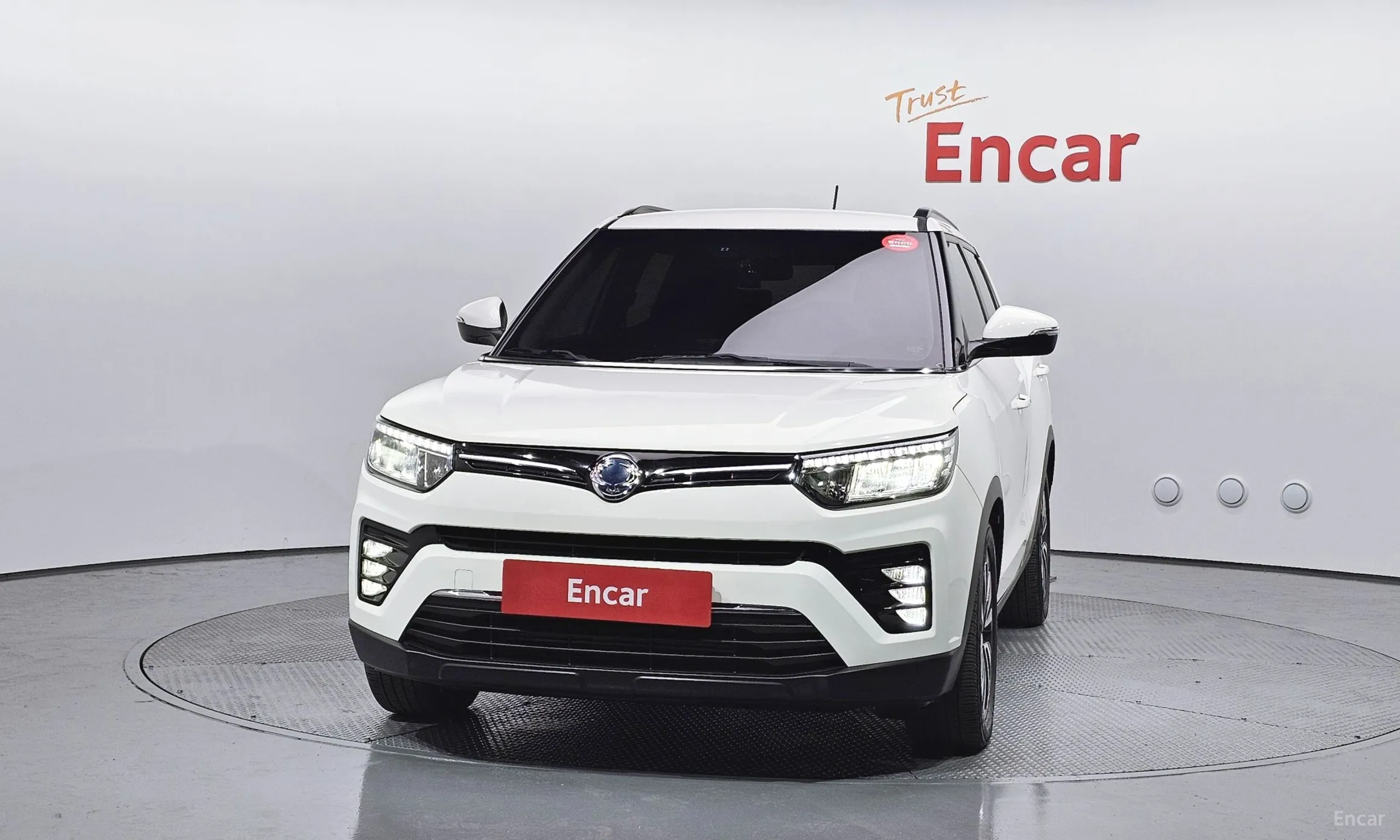 KG Mobility (SsangYong) Berry New Tivoli превью 3