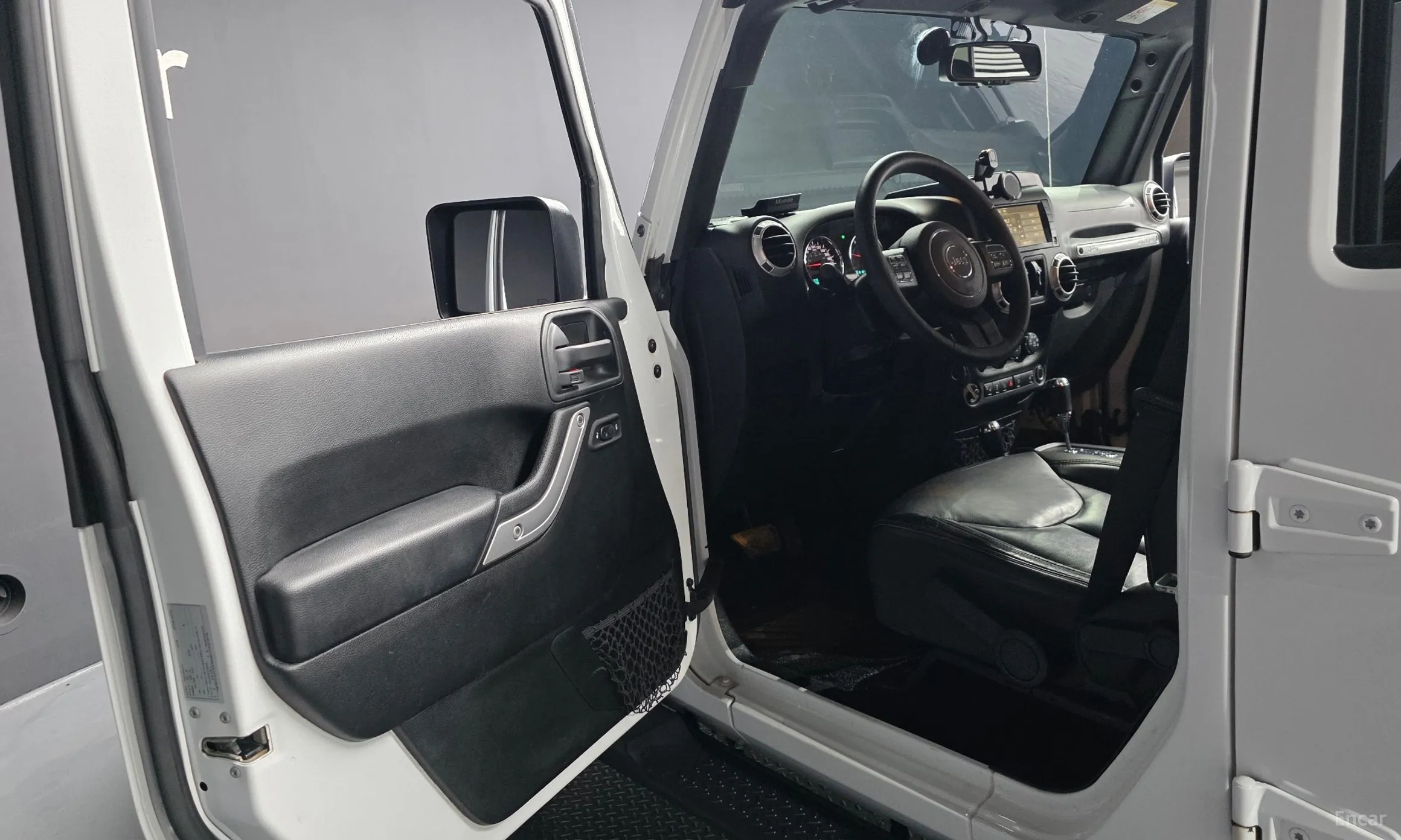 Jeep Wrangler (JK) превью 10