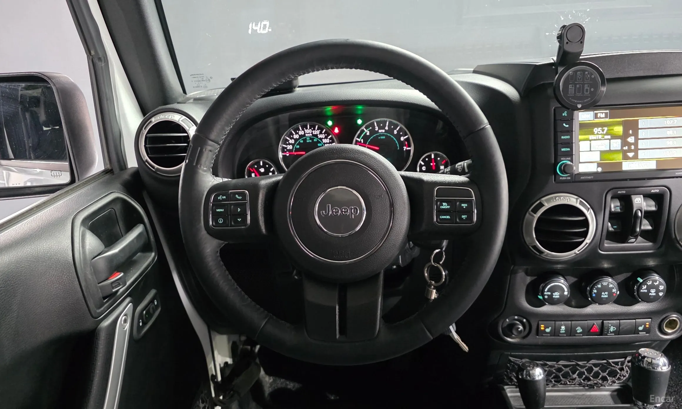 Jeep Wrangler (JK) превью 13