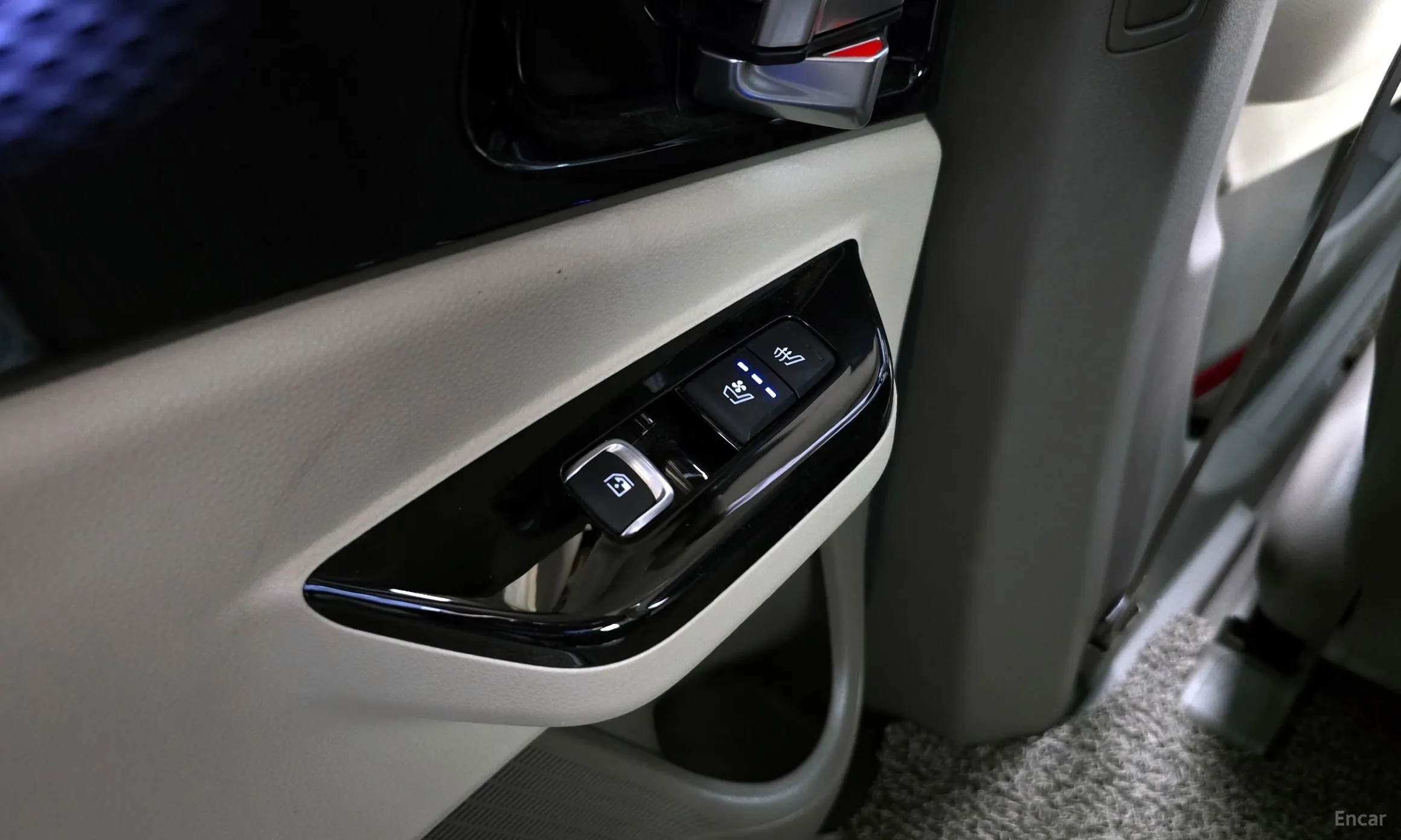 Kia Carnival Gen 4 превью 18