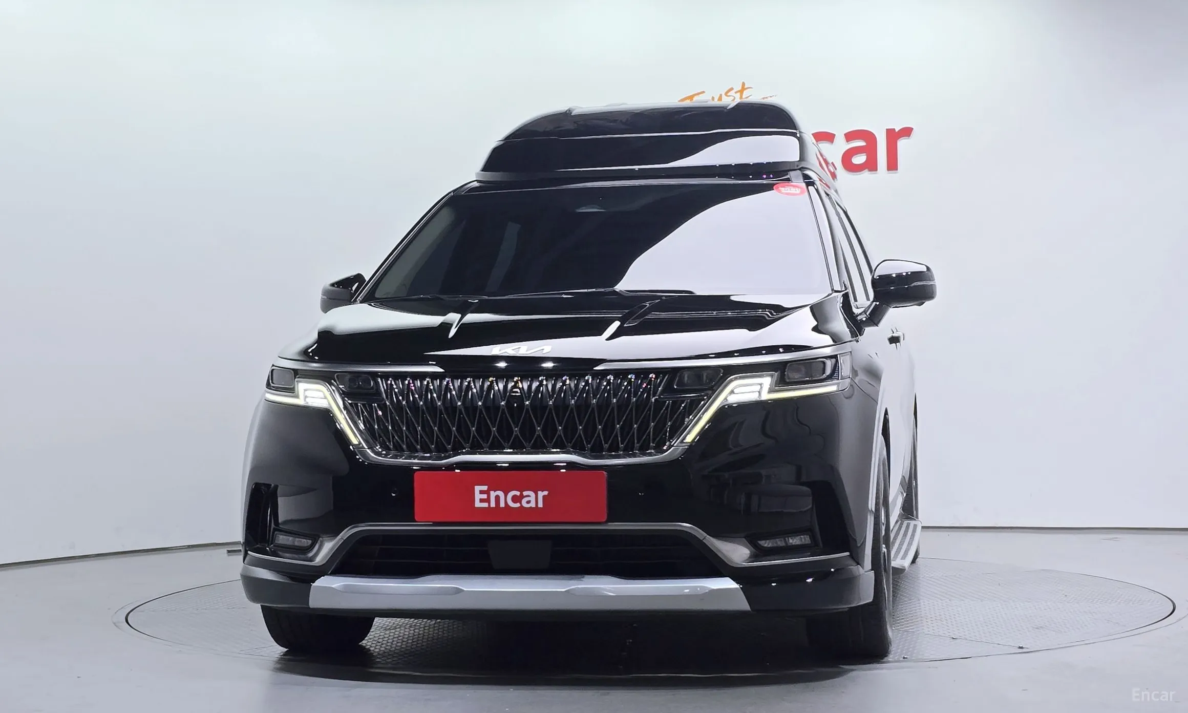 Kia Carnival Gen 4 превью 3