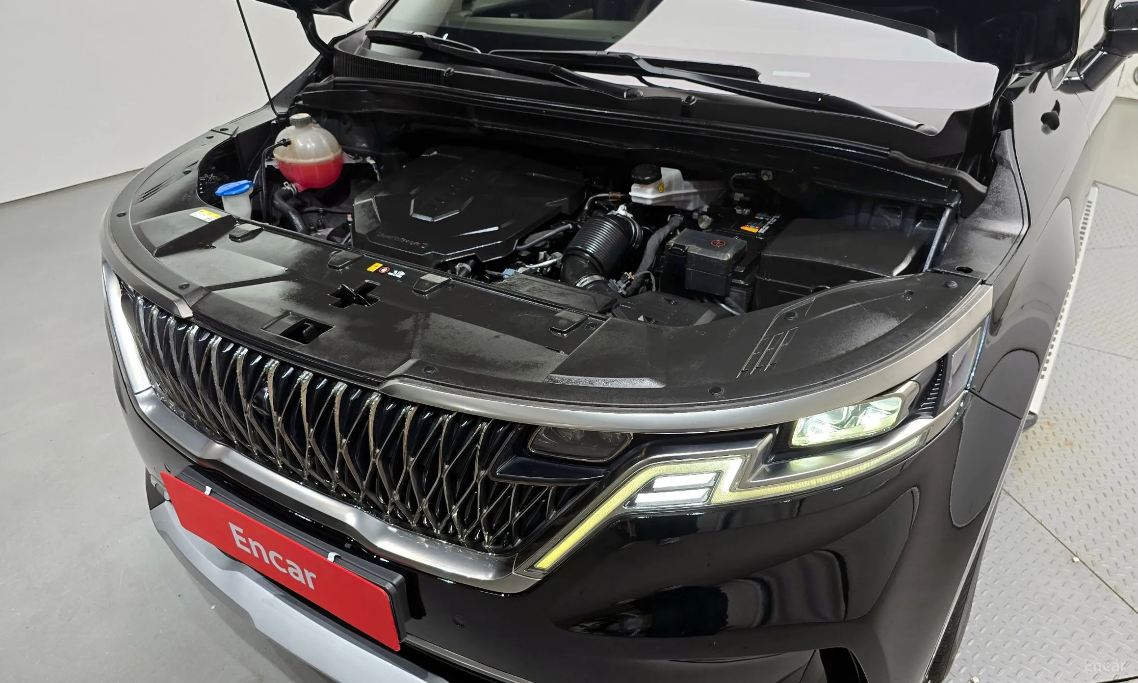 Kia Carnival Gen 4 превью 6