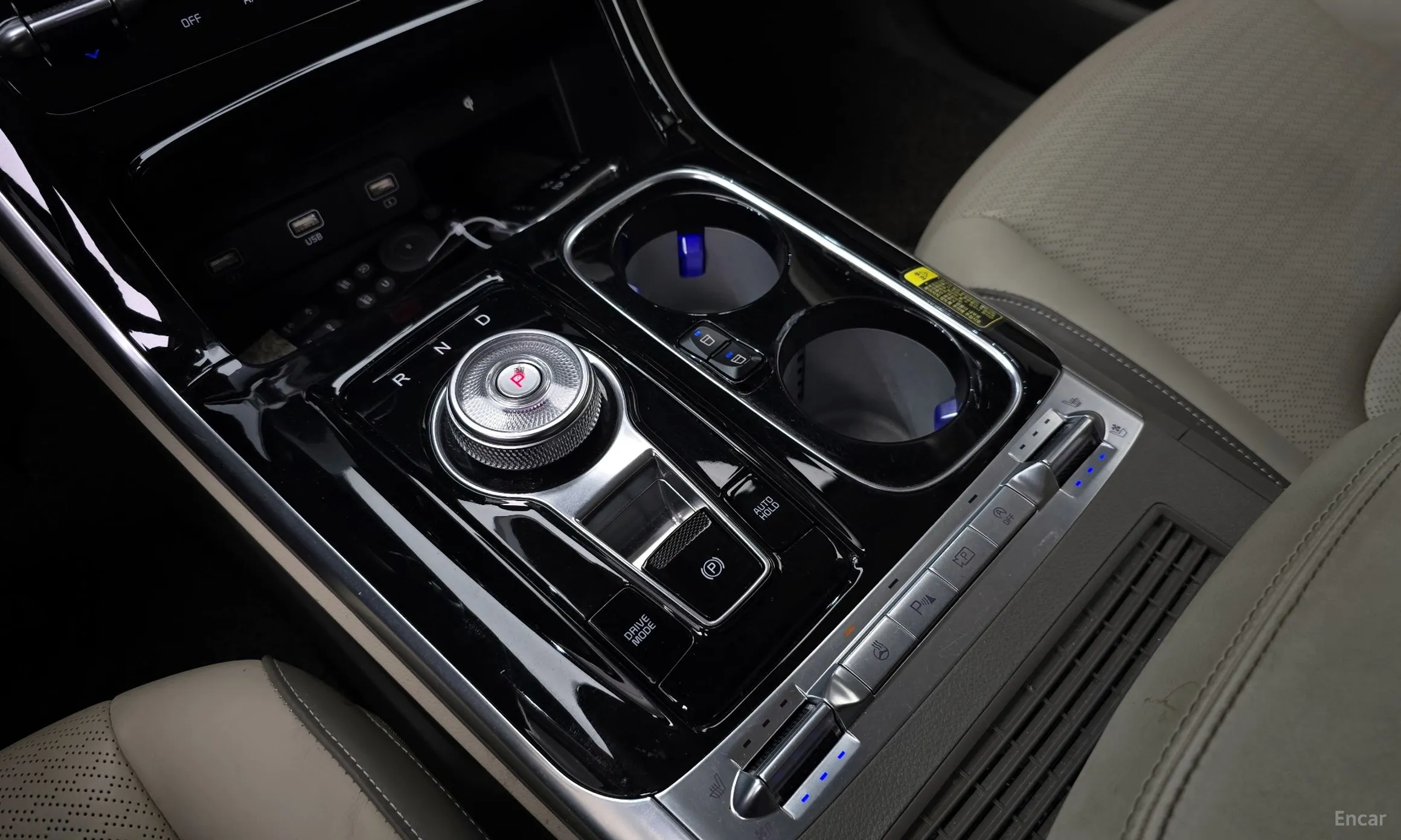 Kia Carnival Gen 4 превью 9