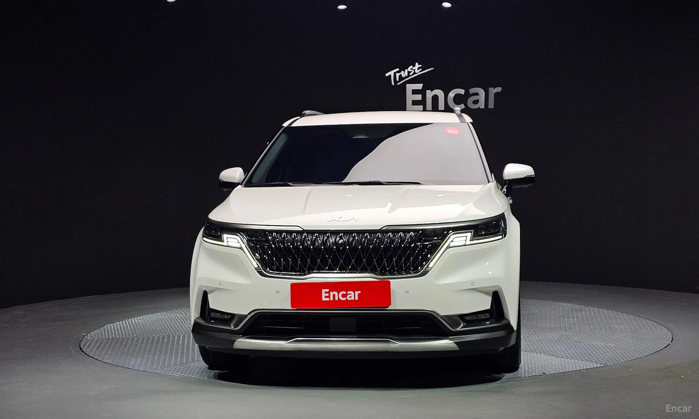 Kia Carnival Gen 4 превью 3