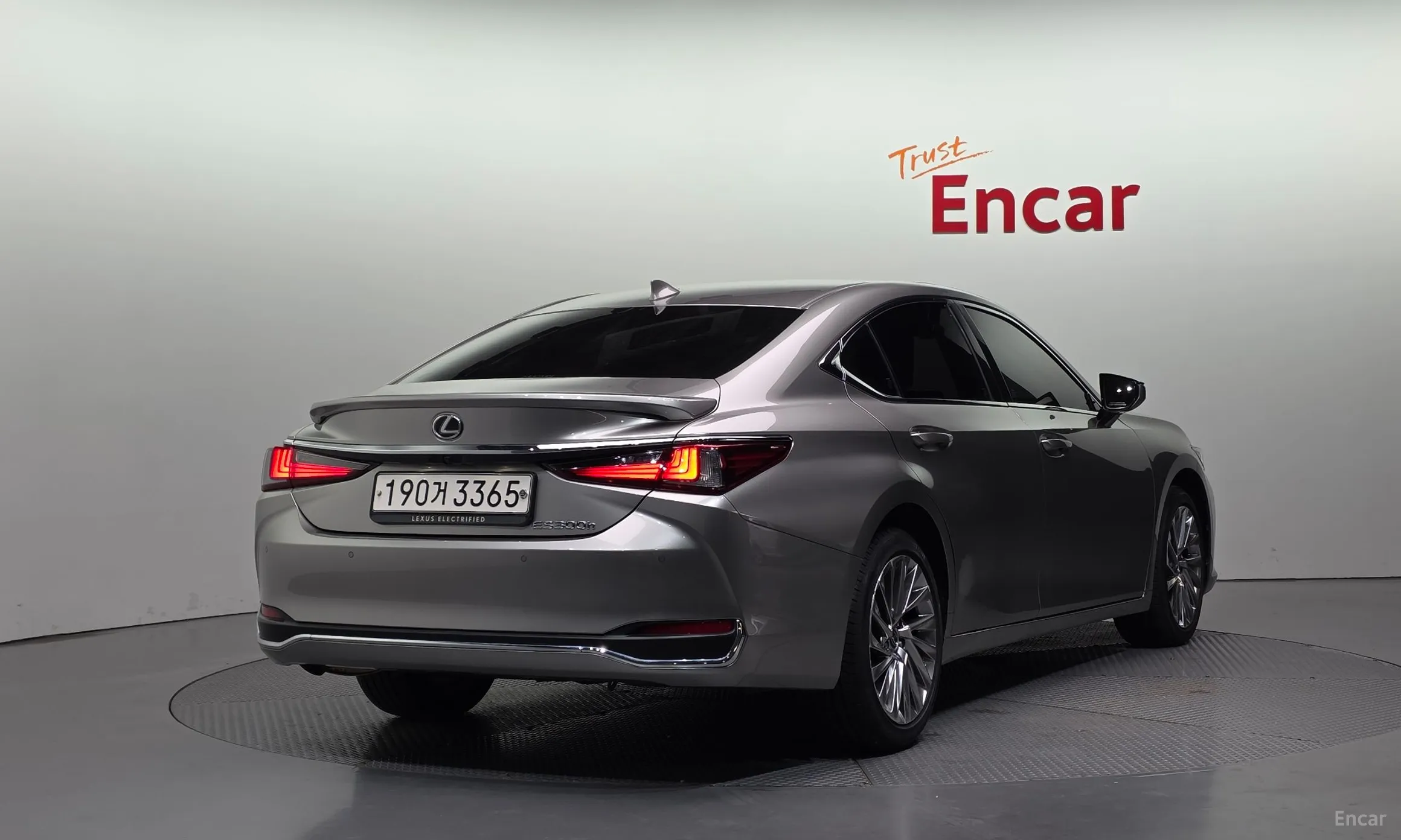 Lexus ES300h 7th Generation