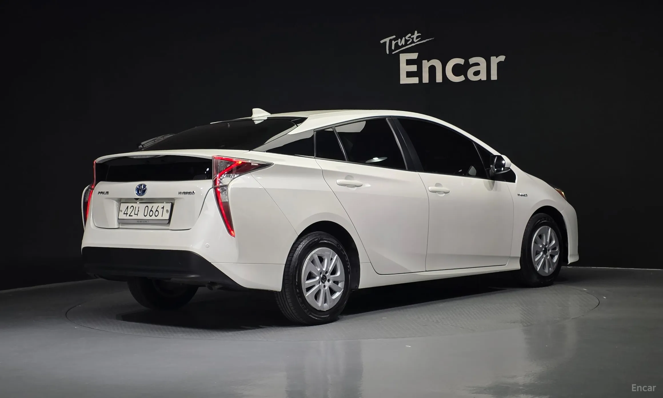 Toyota Prius 4th Generation