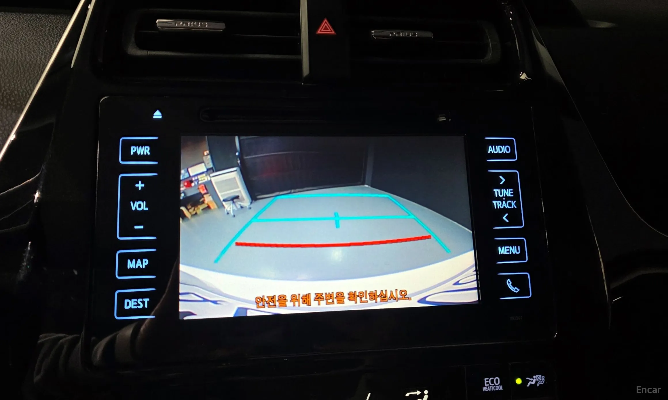 Toyota Prius 4th Generation превью 17