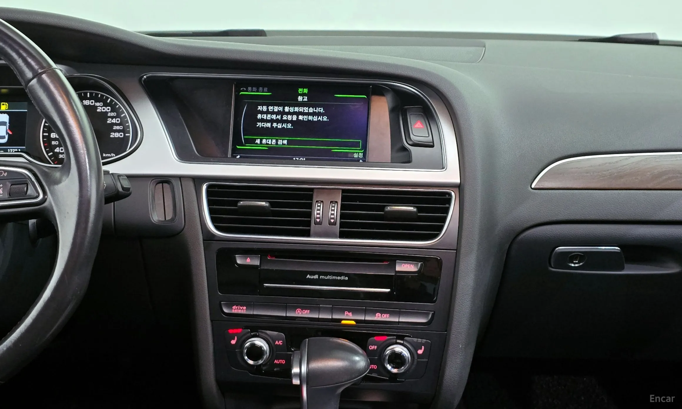 Audi New A4 превью 14