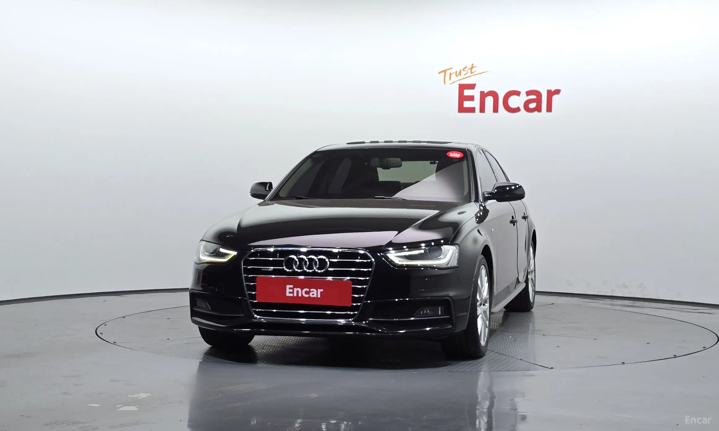 Audi New A4 превью 3