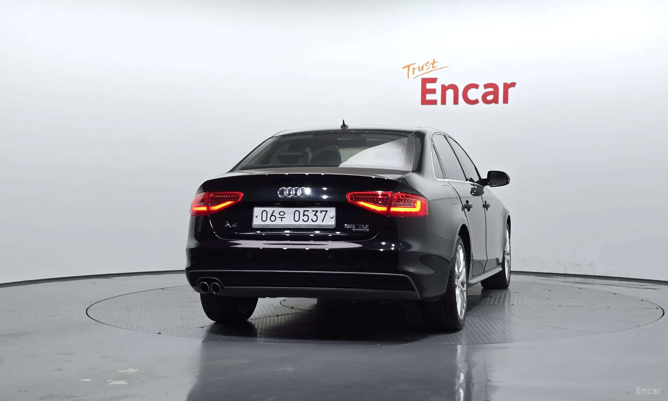 Audi New A4 превью 4